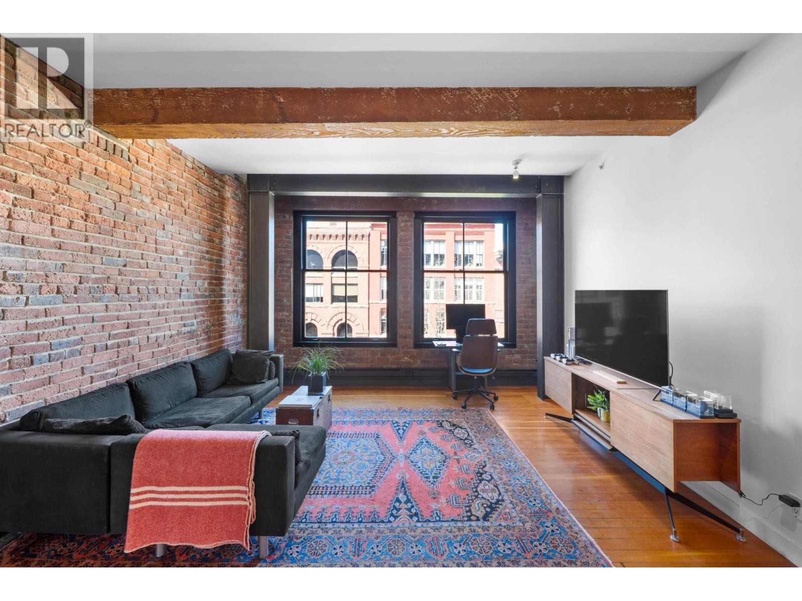 405 310 WATER STREET Property Photo 1