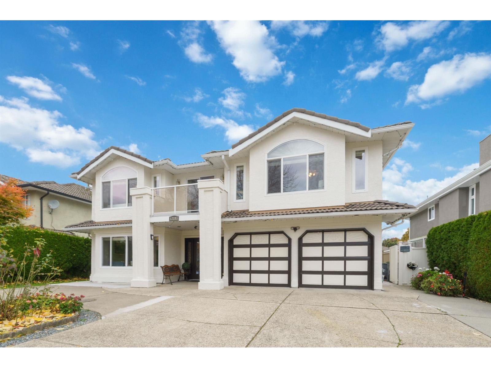 12183 77 Avenue Property Photo 2