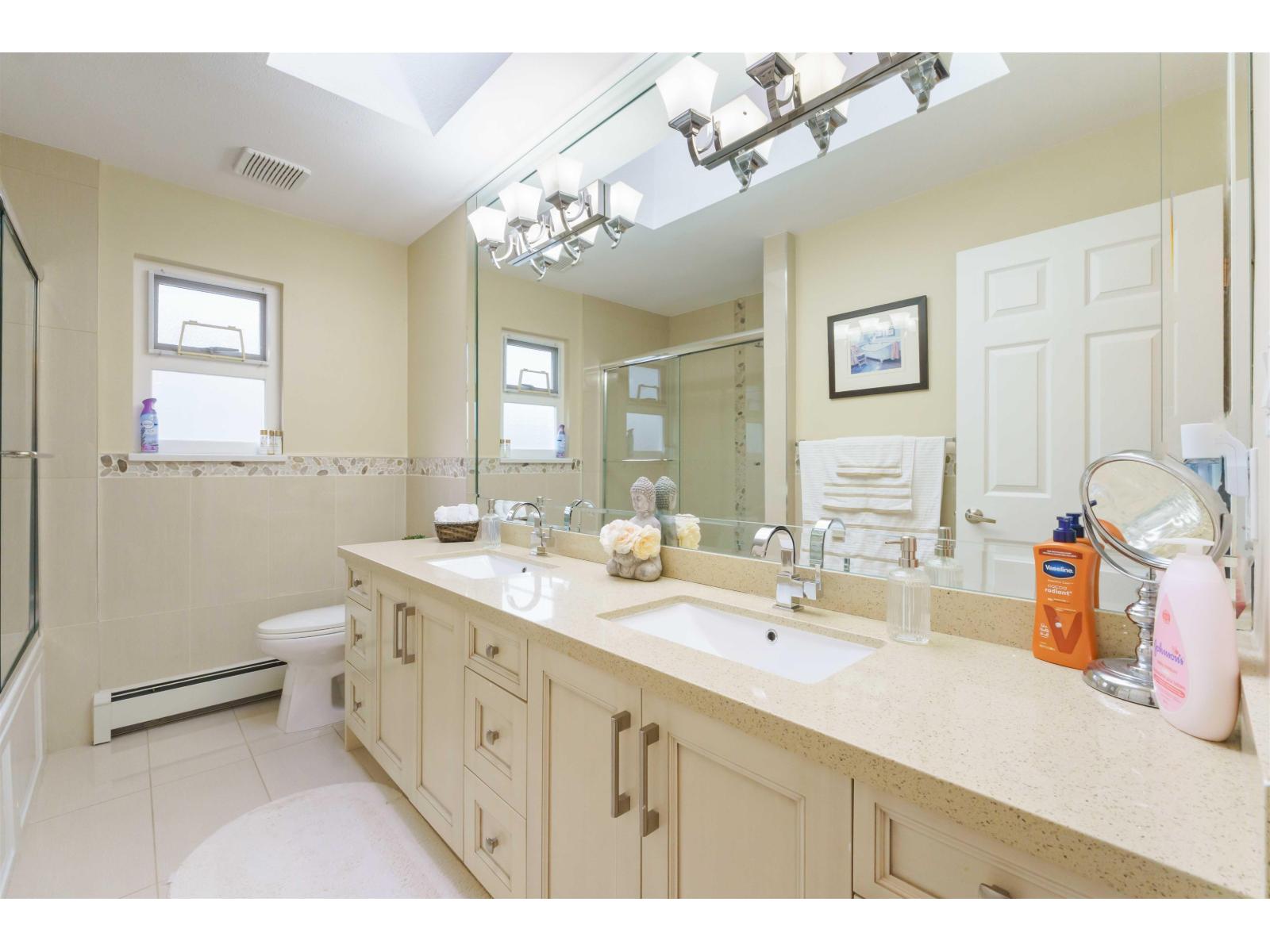 12183 77 Avenue Property Photo 25