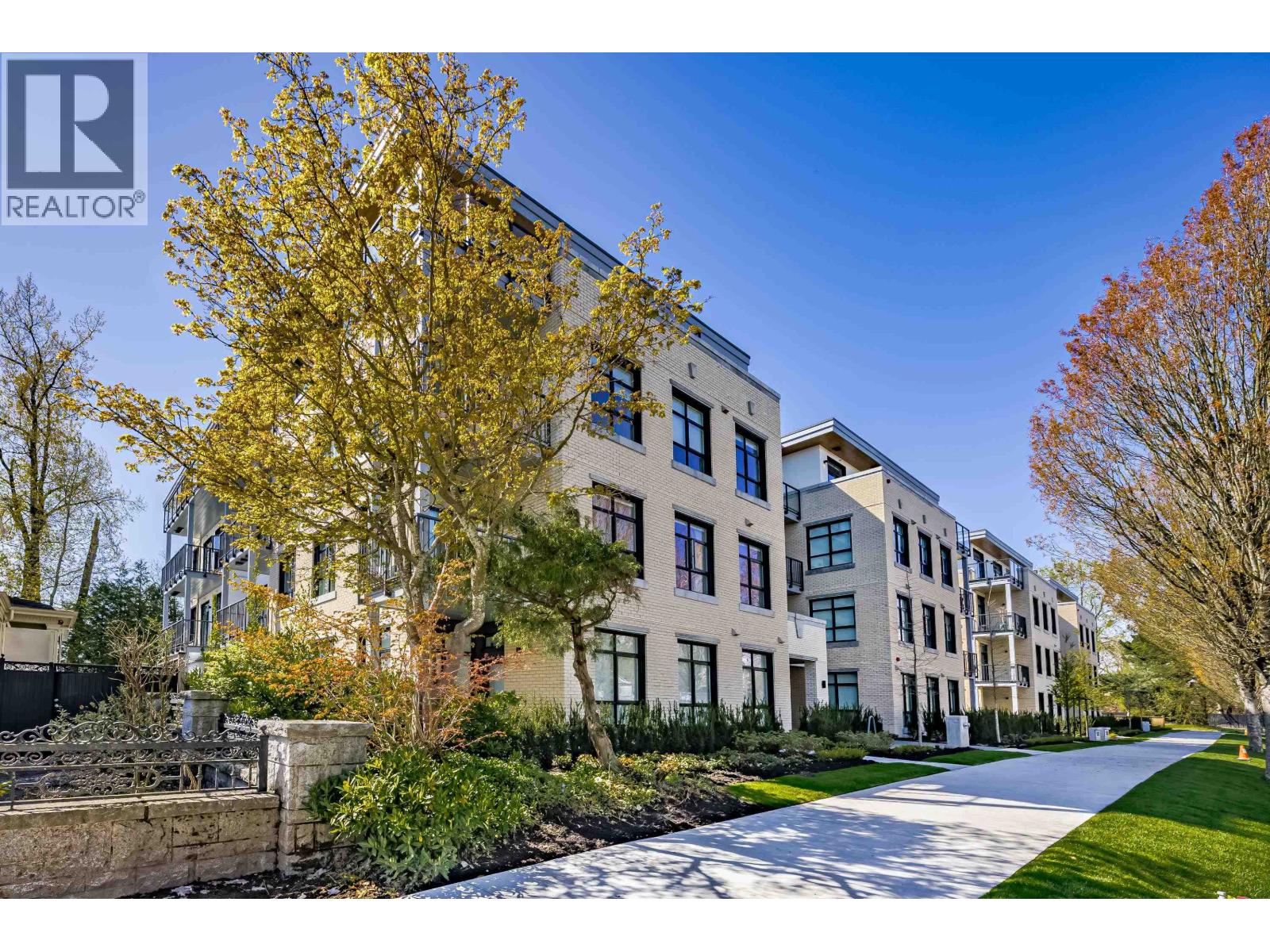 5007 Ash Street #104 Property Photo 1