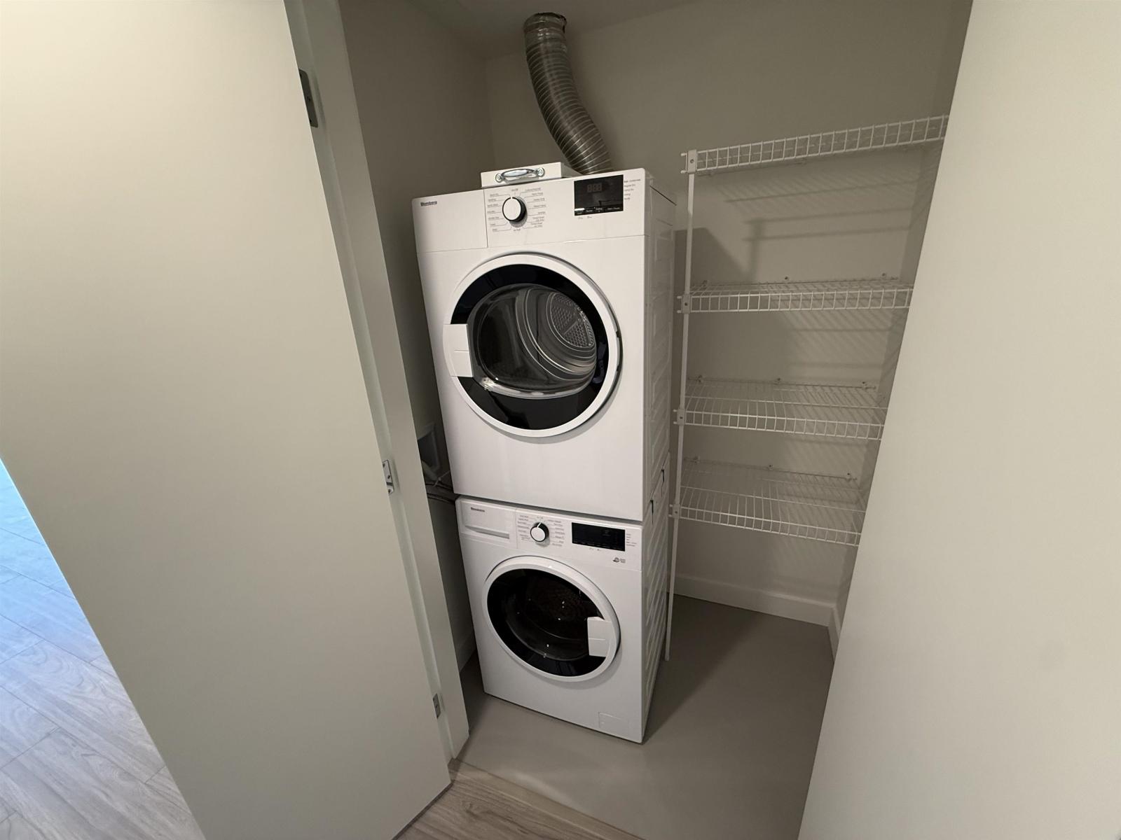 1510 13675 107a Avenue Property Photo 9