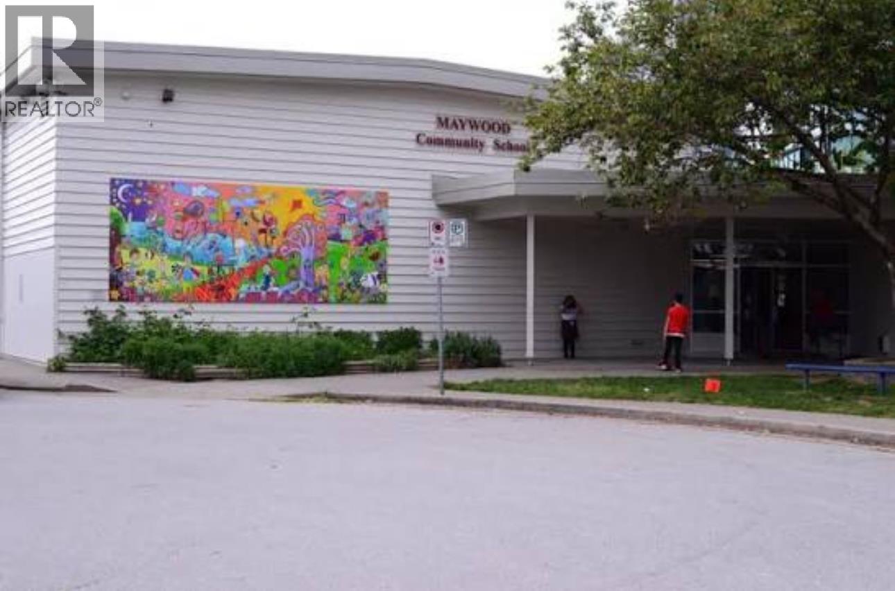 6700 Dunblane Avenue #1906 Property Photo 38