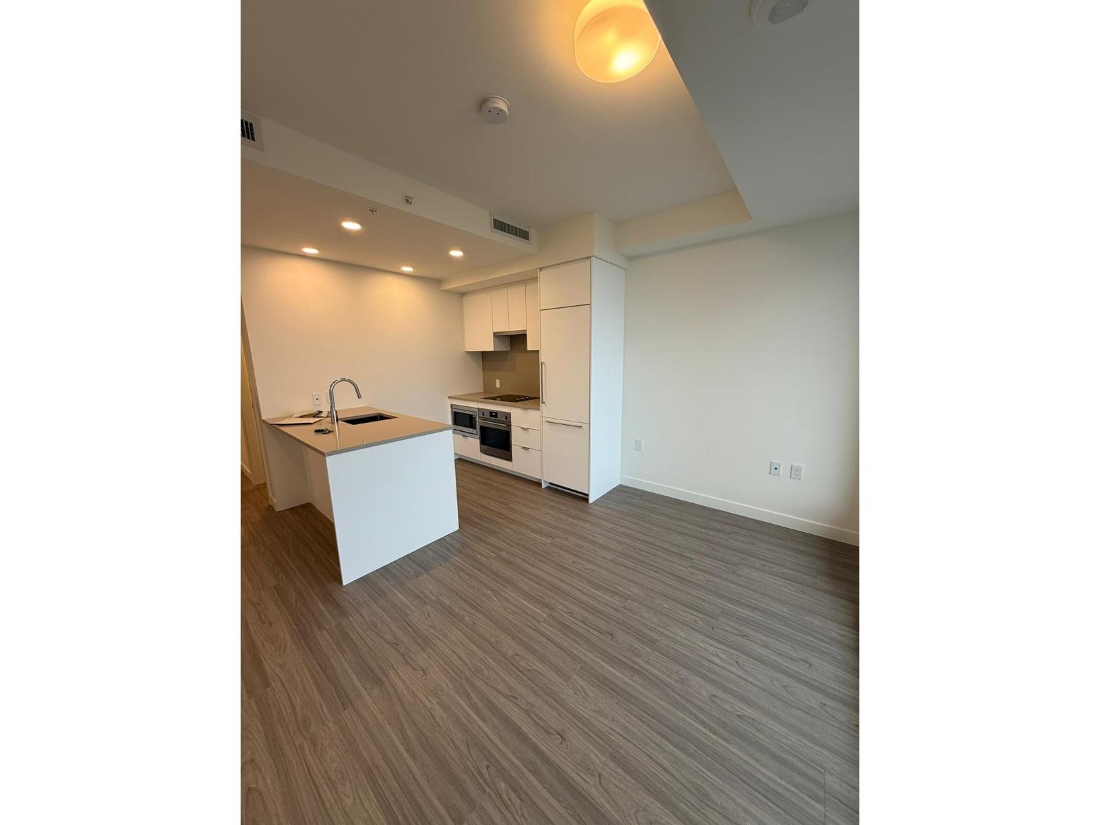 3403 13675 107A AVENUE