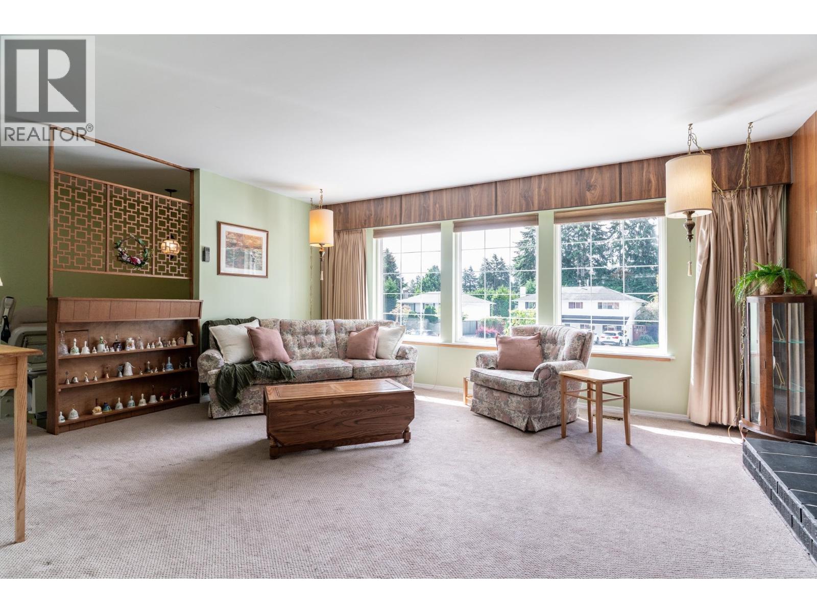 5451 7b Avenue Property Photo 31