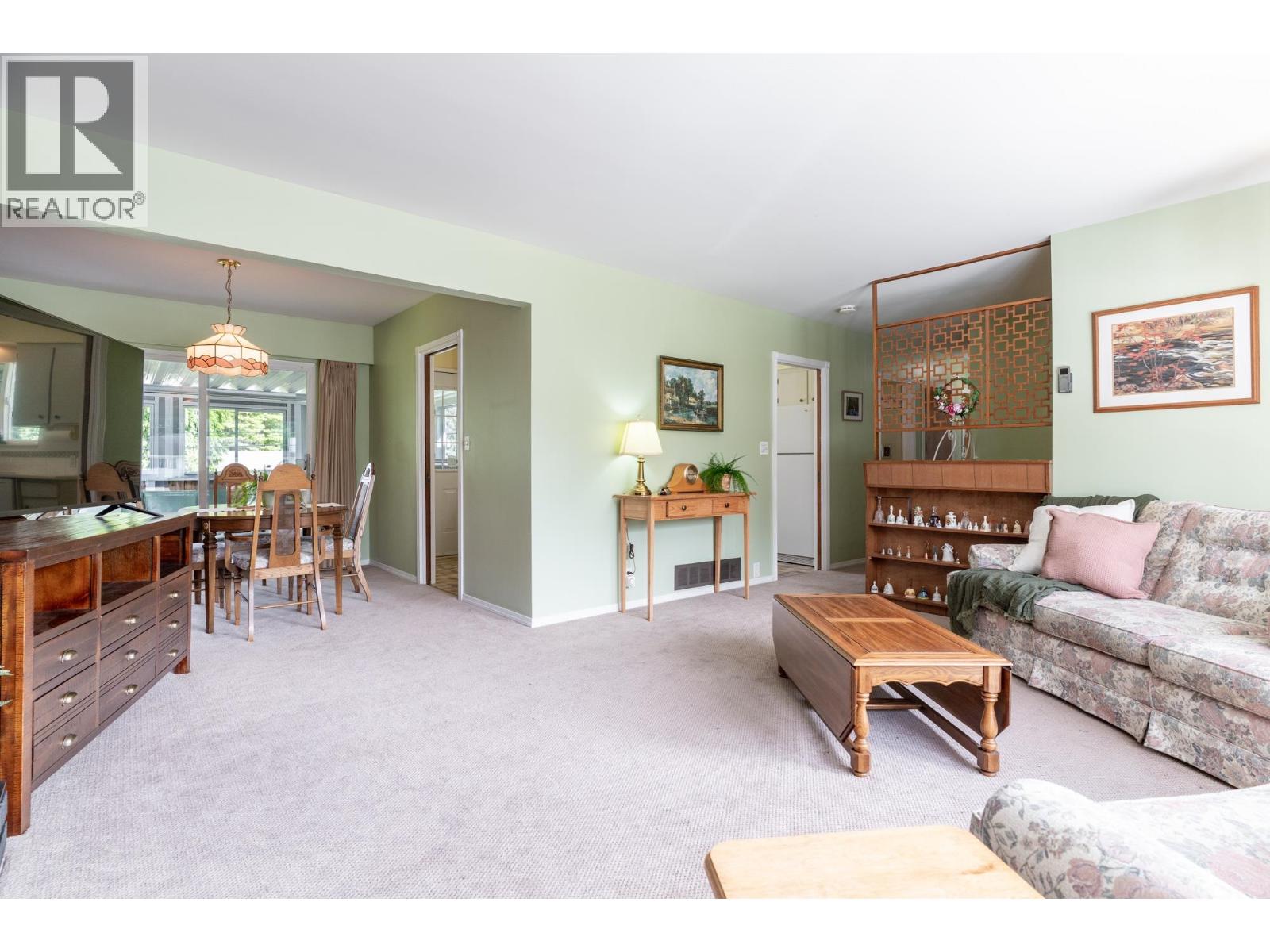 5451 7b Avenue Property Photo 32