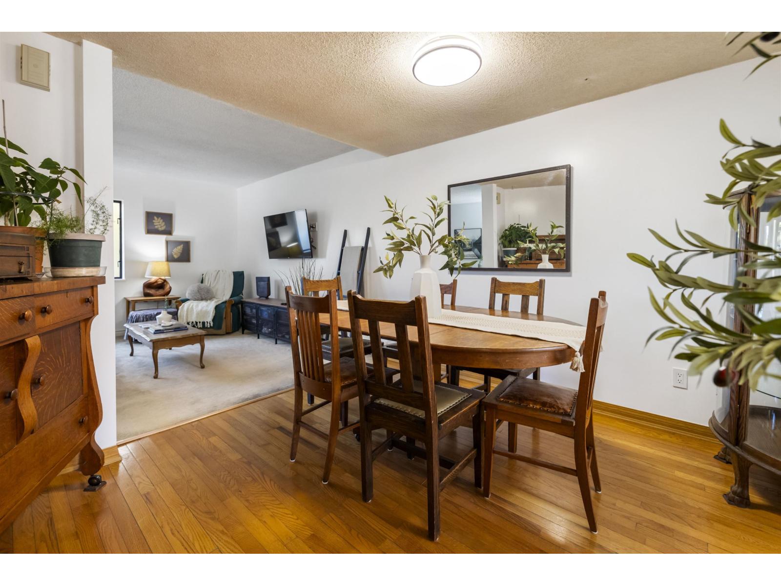 9264 122 #108 Property Photo 9