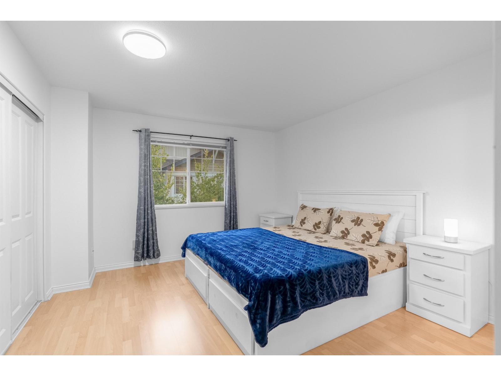56 6533 121 Street Property Photo 12