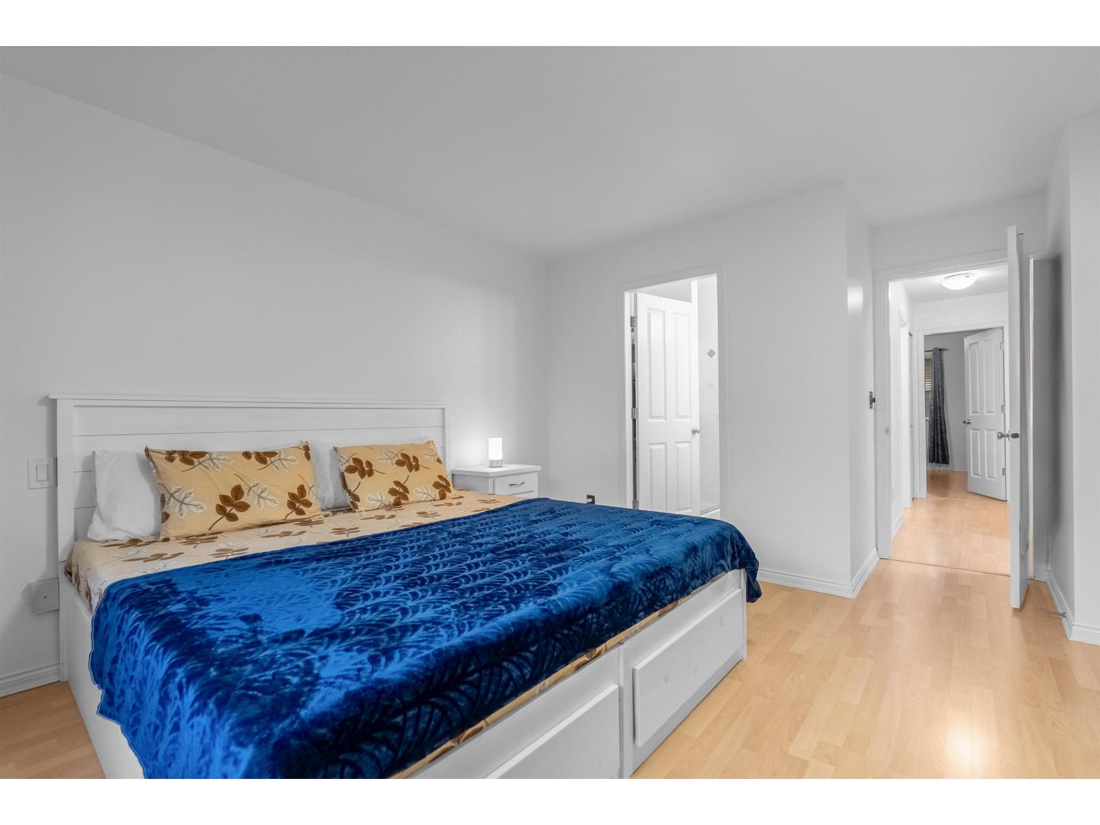 56 6533 121 Street Property Photo 13