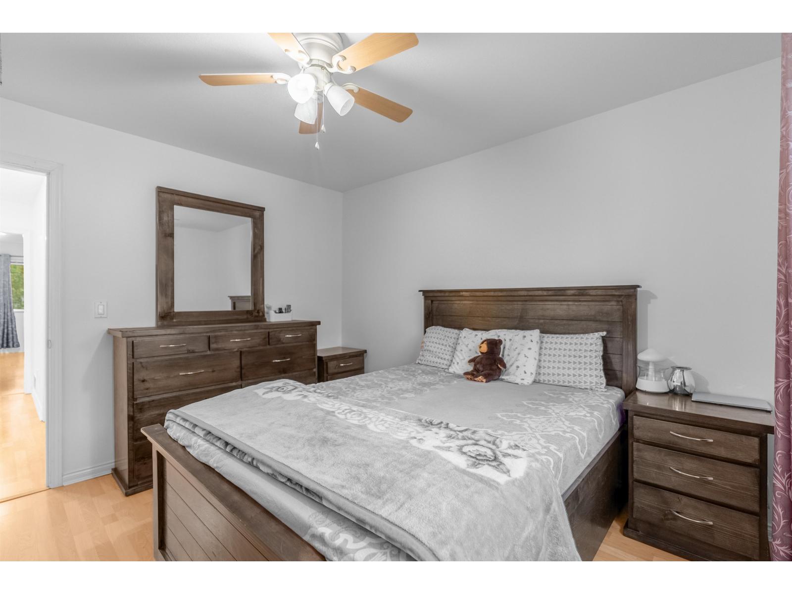 56 6533 121 Street Property Photo 17