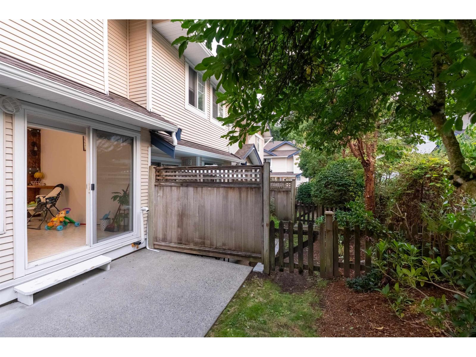 56 6533 121 Street Property Photo 22