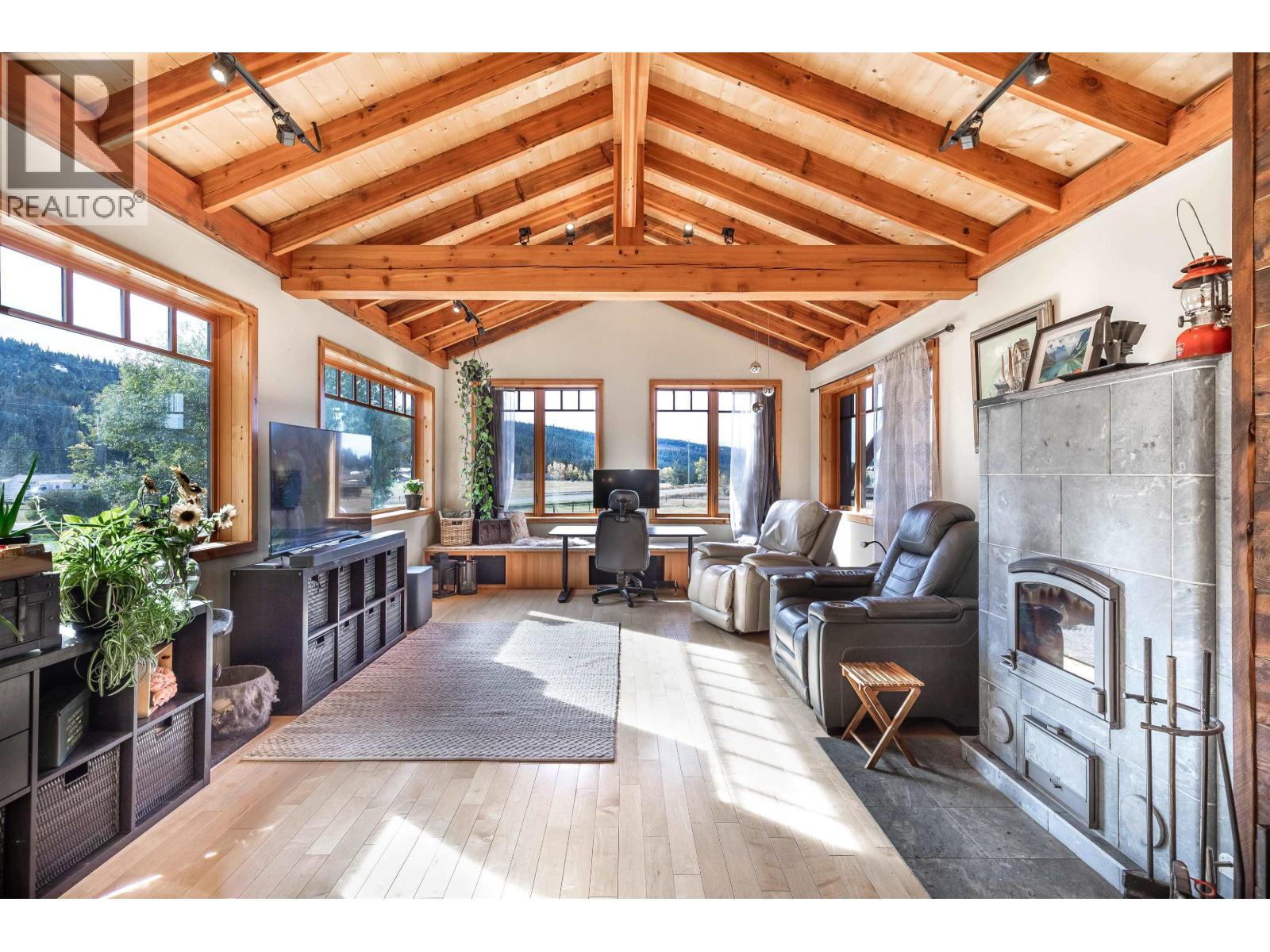 1325 Chimney Valley Road Property Photo 6