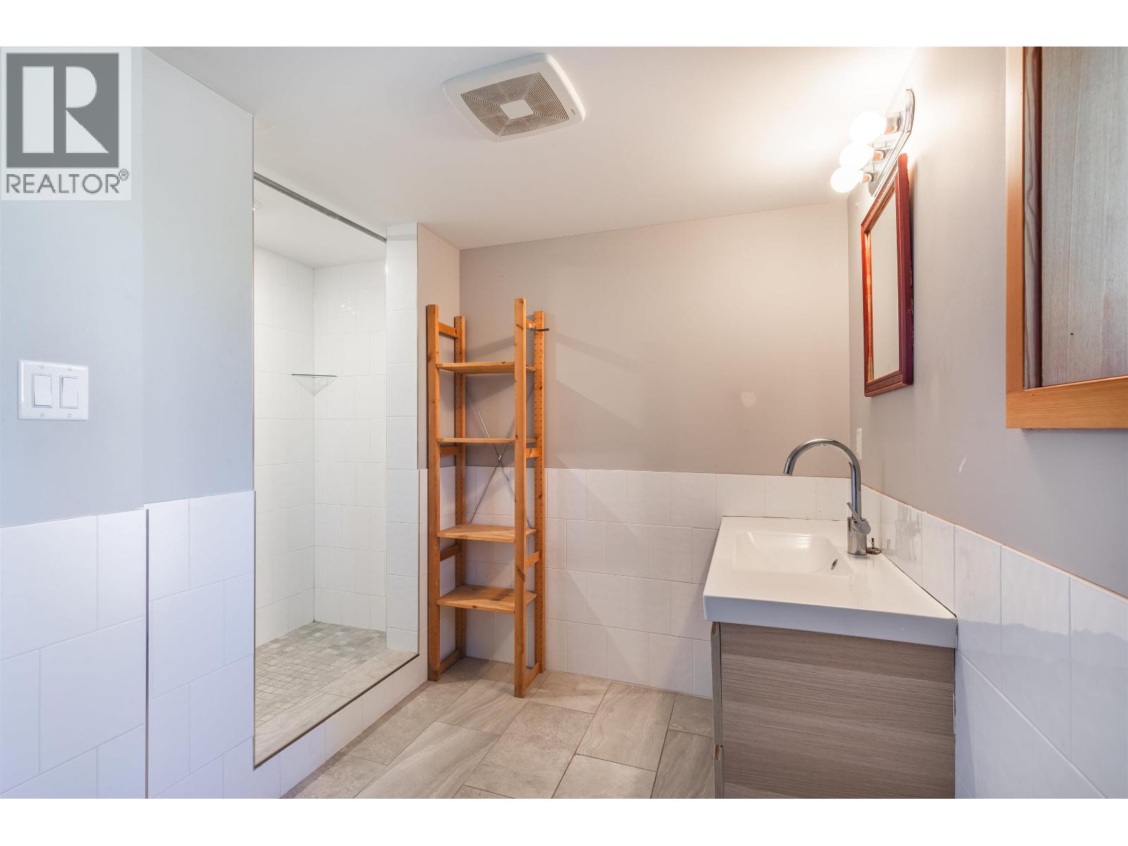 1325 Chimney Valley Road Property Photo 32