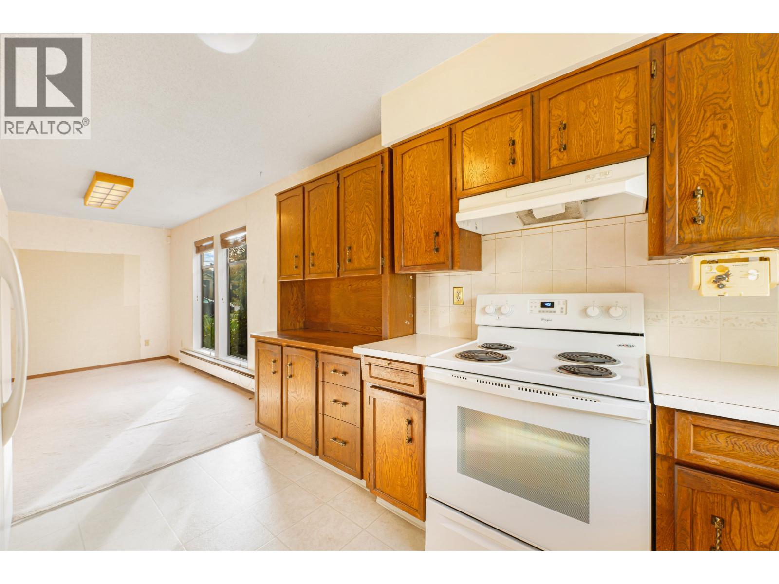 6611 Francis Road Property Photo 6