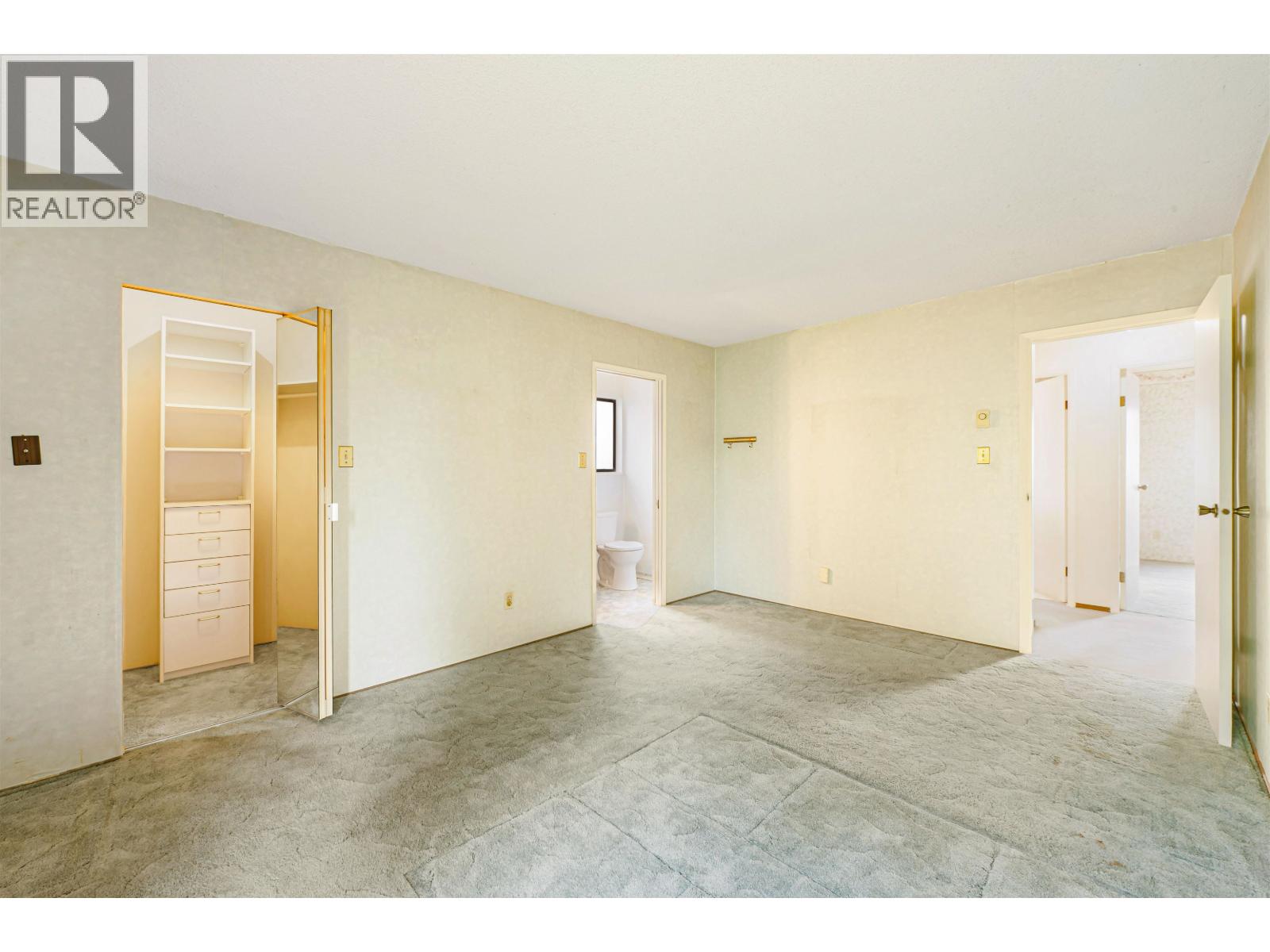 6611 Francis Road Property Photo 13