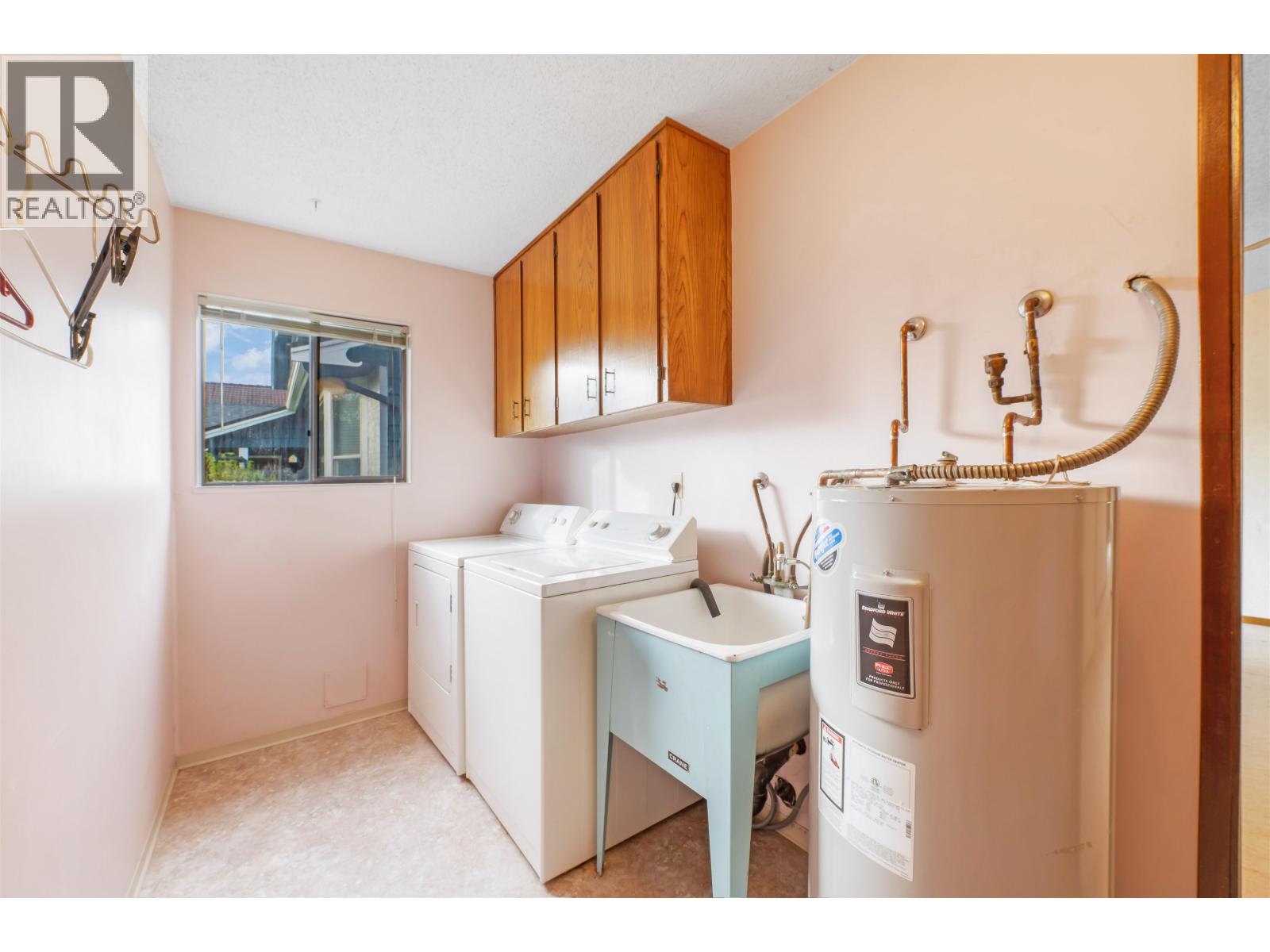 6611 Francis Road Property Photo 17