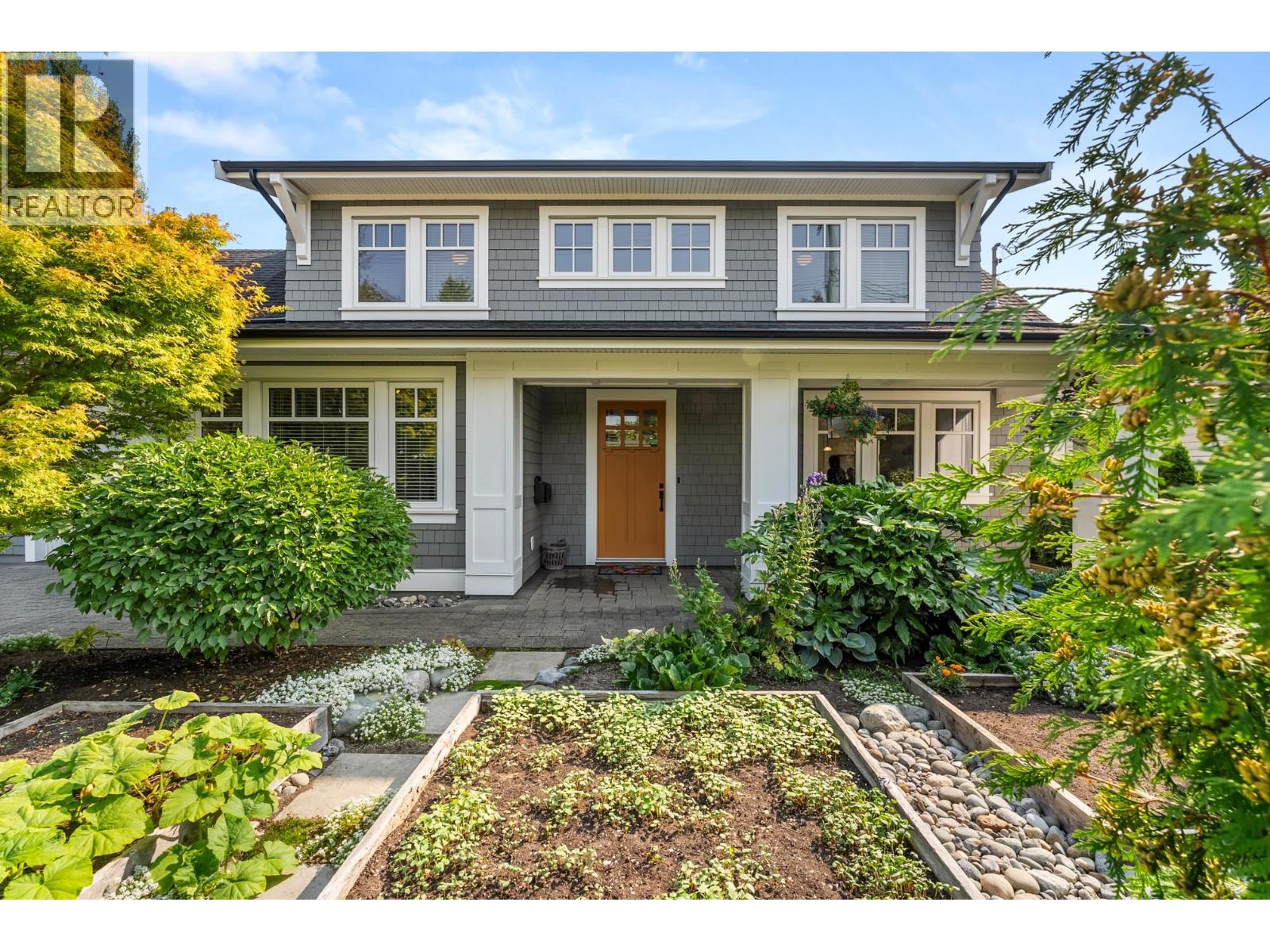 4896 12 Avenue Property Photo 1