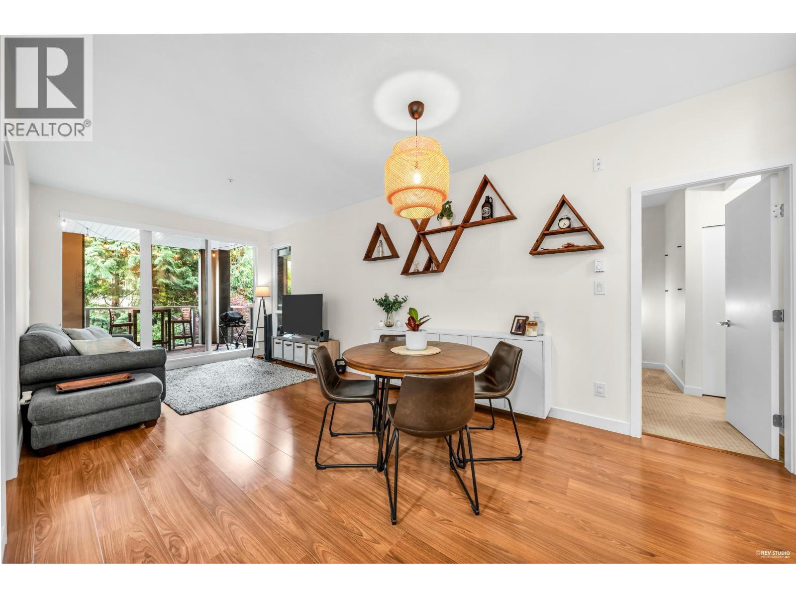 5460 Broadway #201 Property Photo 1