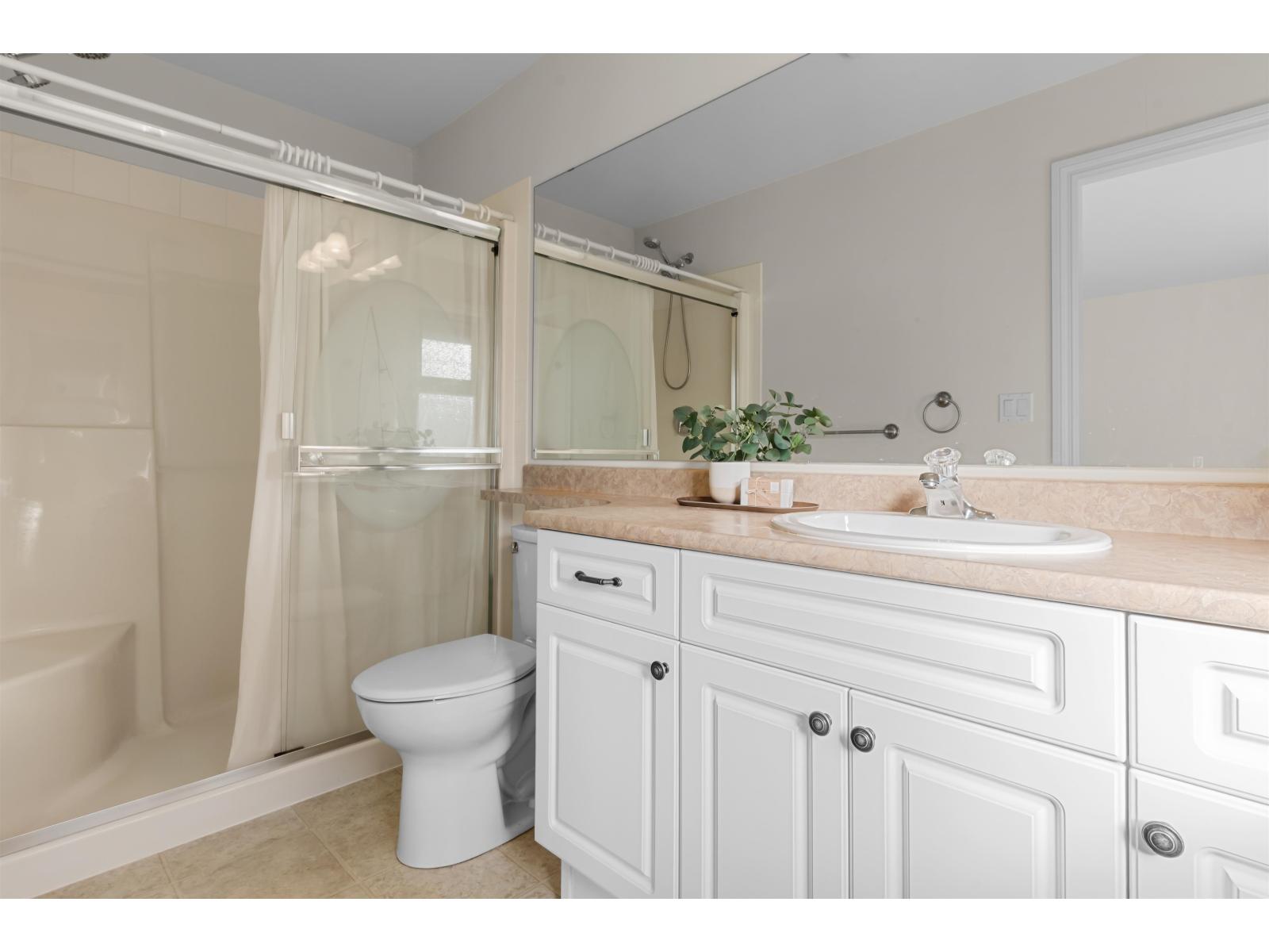 46000 Thomas Road #194 Property Photo 27