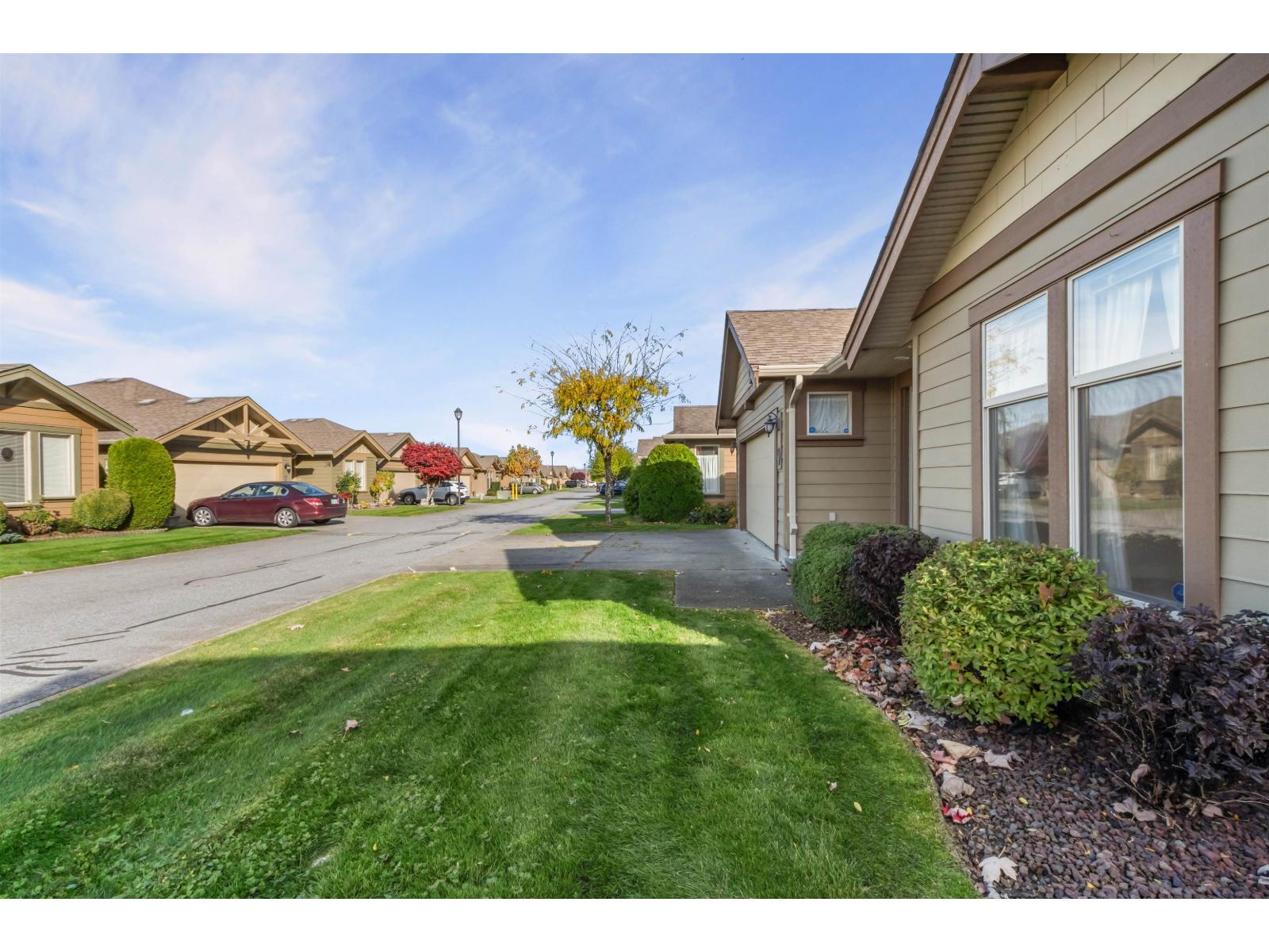 46000 Thomas Road #194 Property Photo 30