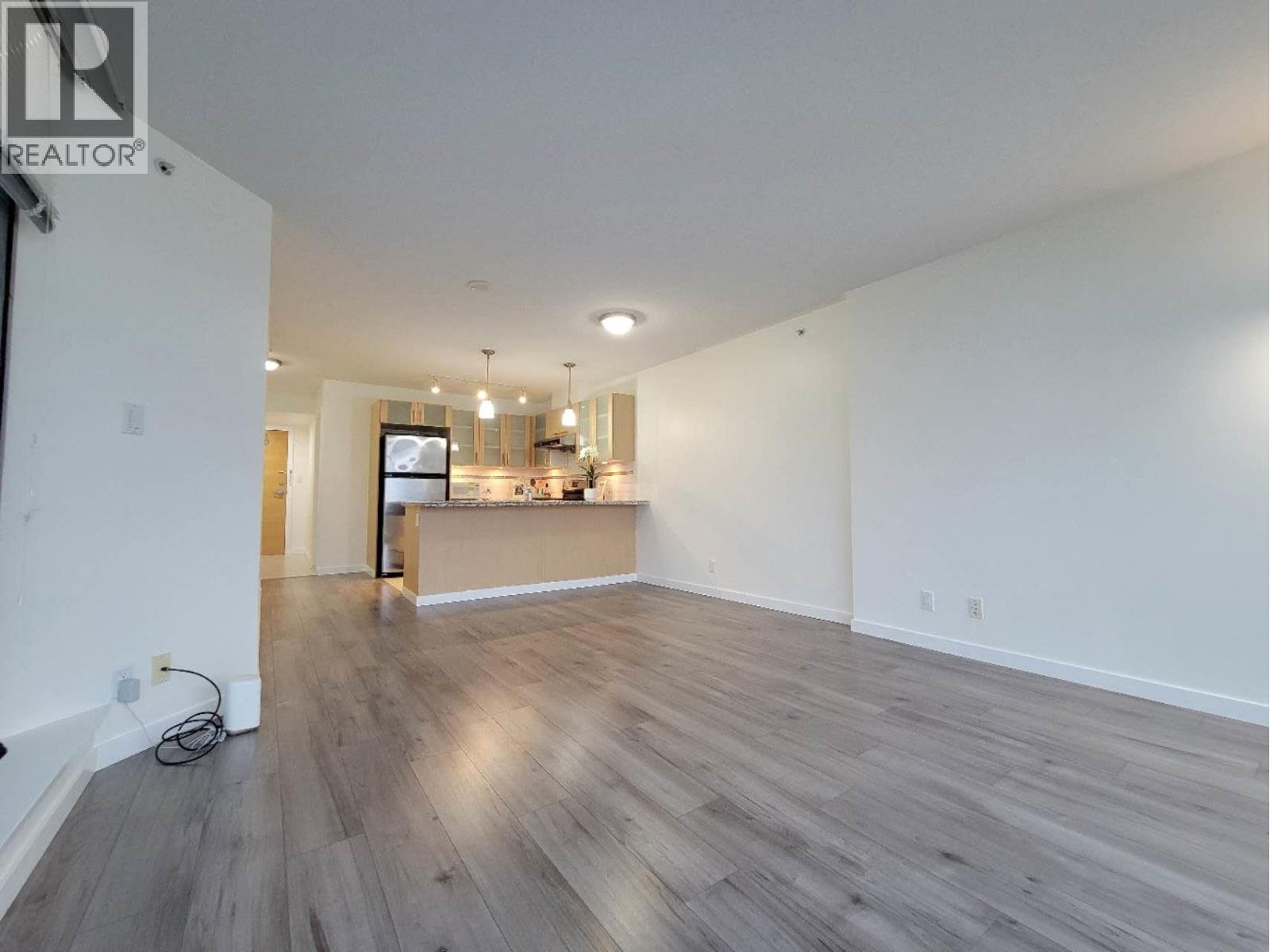 7888 Saba Road #1207 Property Photo 10