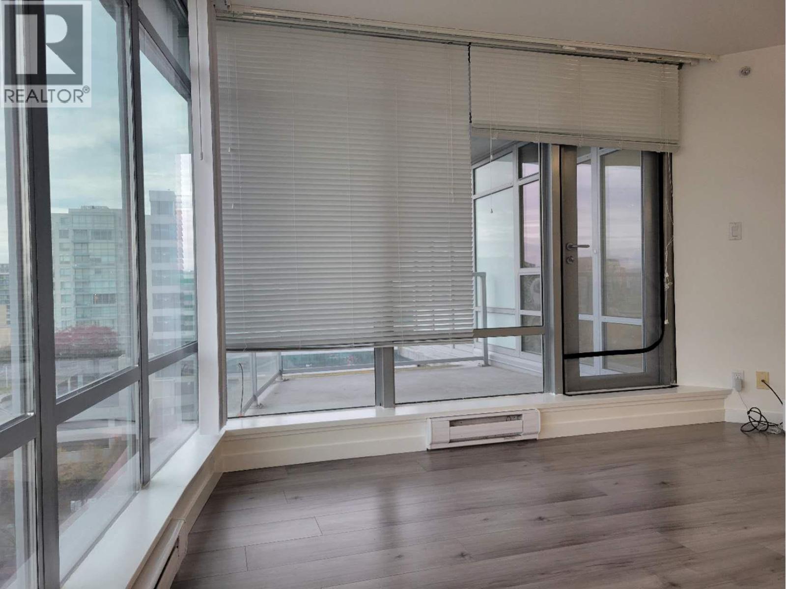 7888 Saba Road #1207 Property Photo 12