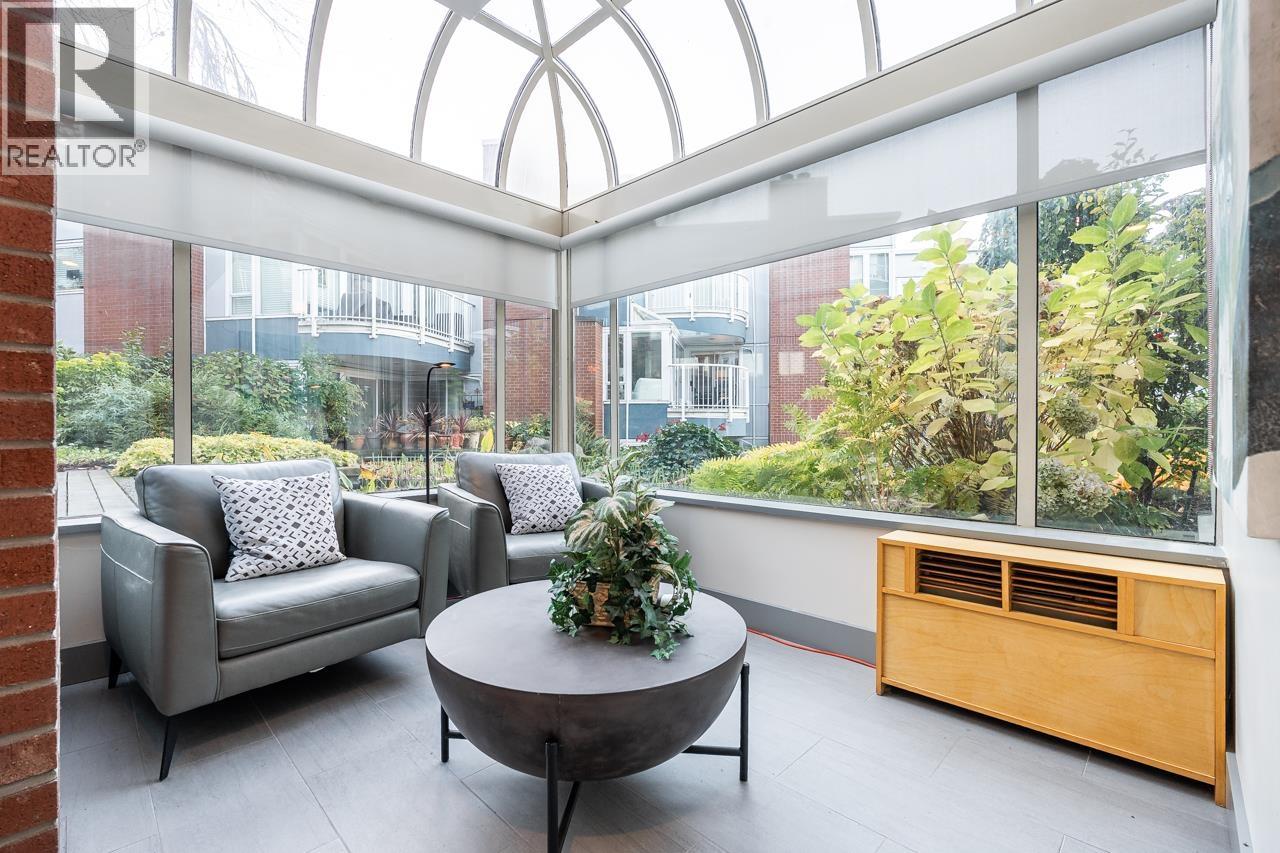 1551 Mariner Walk #204 Property Photo 6