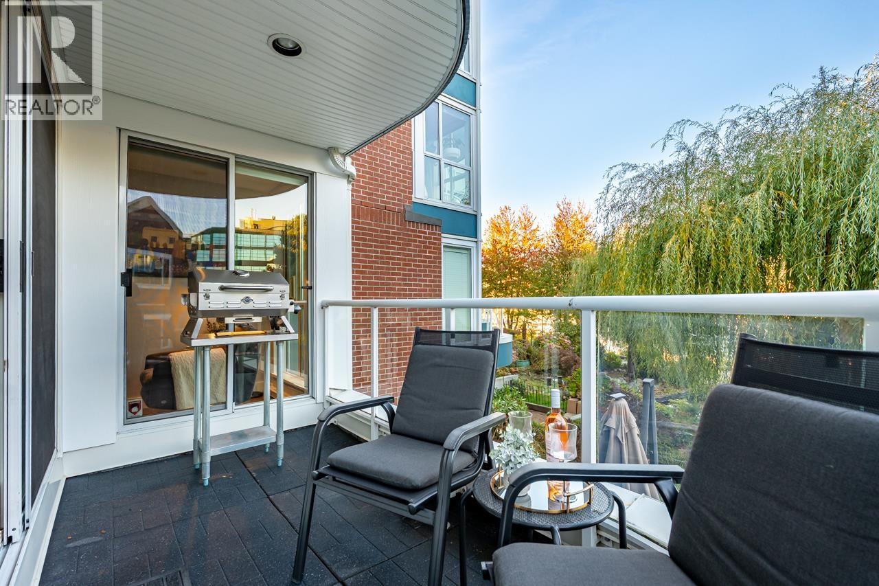 1551 Mariner Walk #204 Property Photo 25