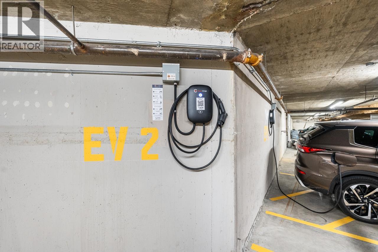 1551 Mariner Walk #204 Property Photo 29