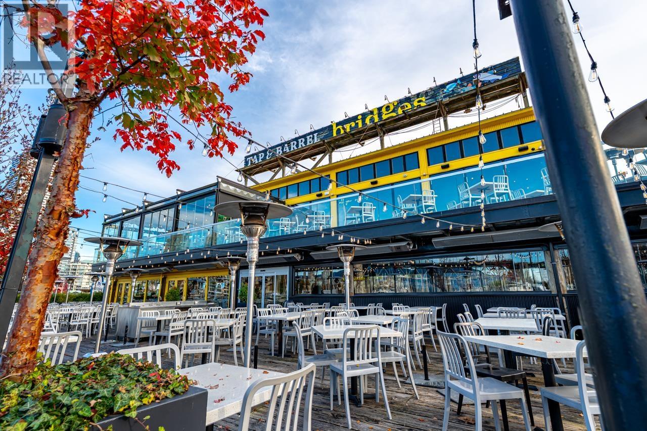 1551 Mariner Walk #204 Property Photo 37