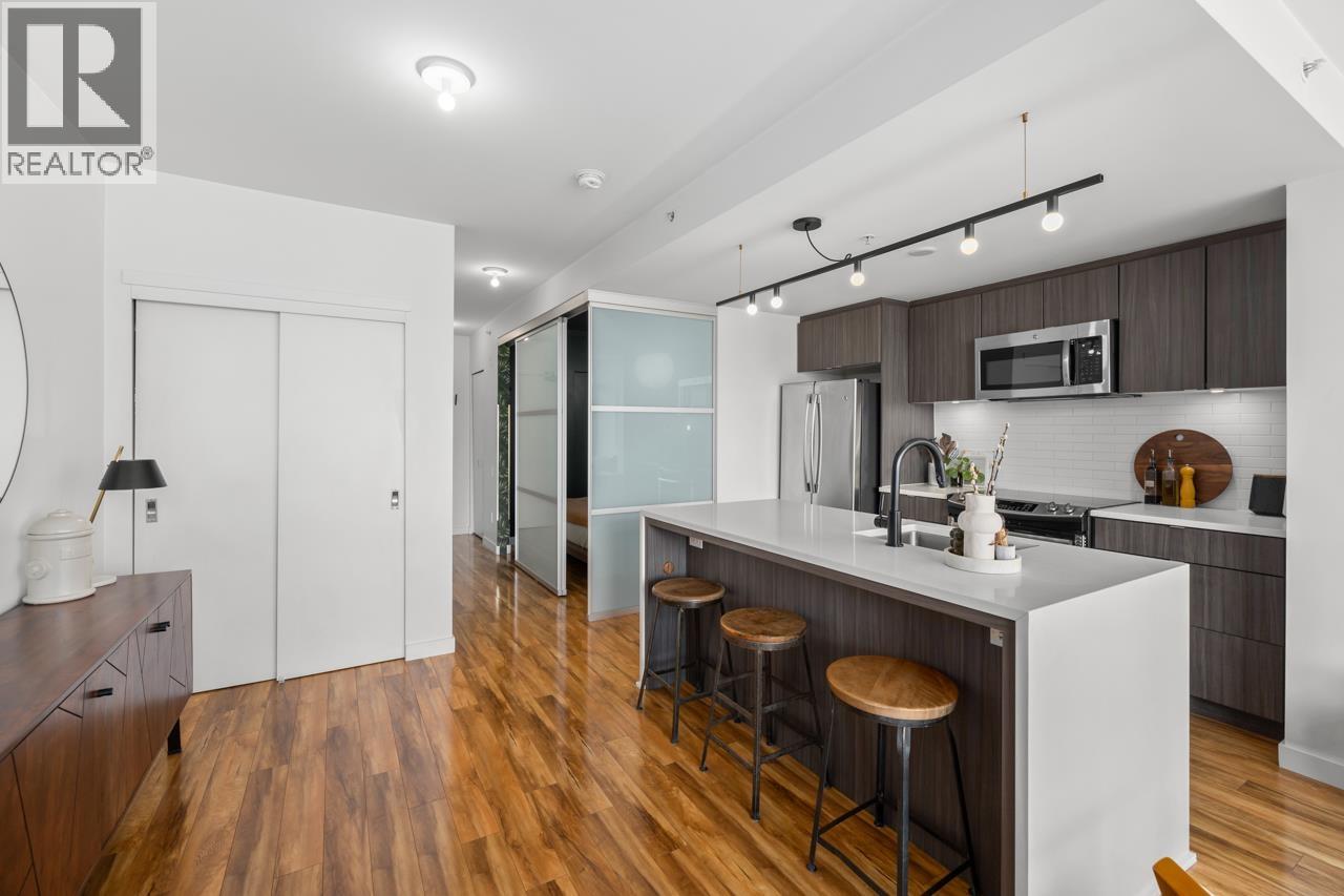 289 East 6th Avenue #520 Property Photo 8