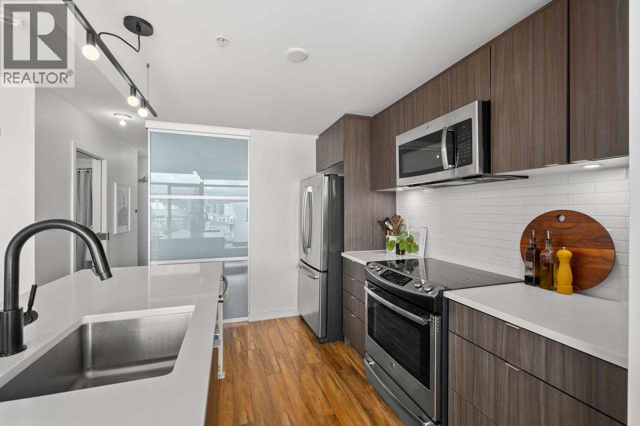 289 East 6th Avenue #520 Property Photo 9