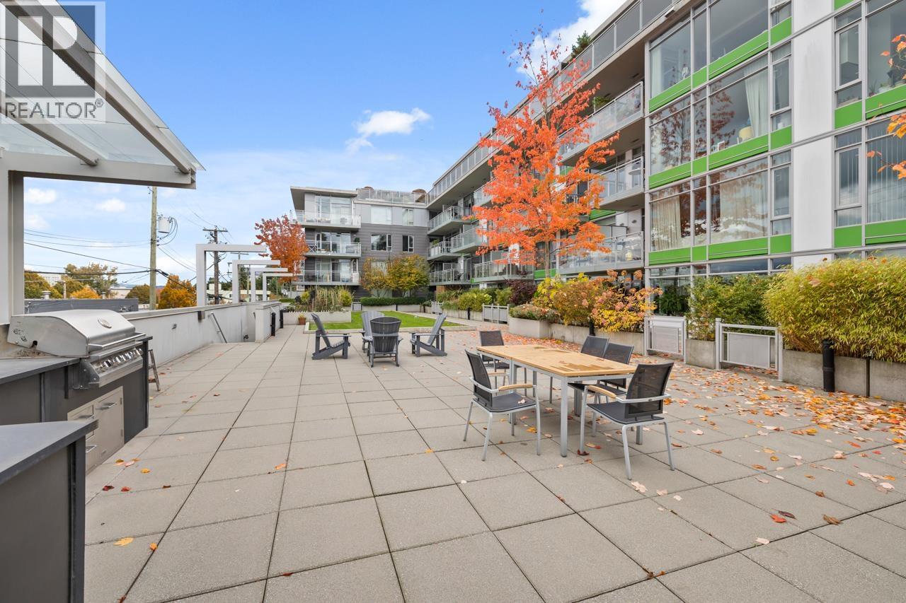 289 East 6th Avenue #520 Property Photo 25