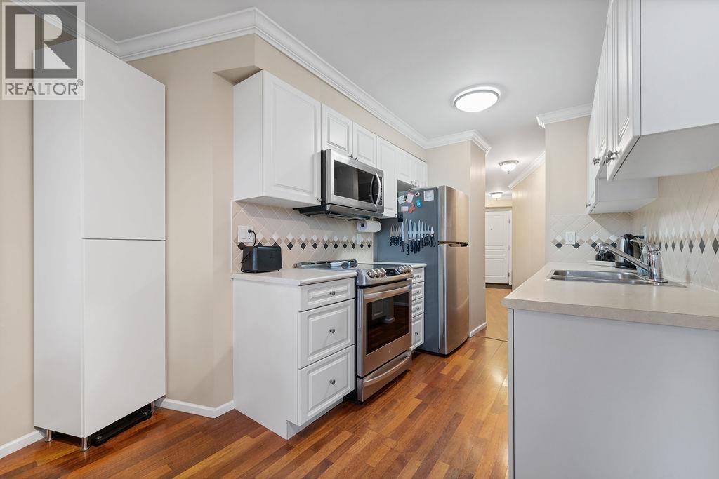 5800 Andrews Road #220 Property Photo 13