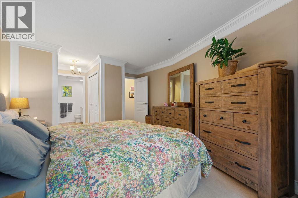 5800 Andrews Road #220 Property Photo 20