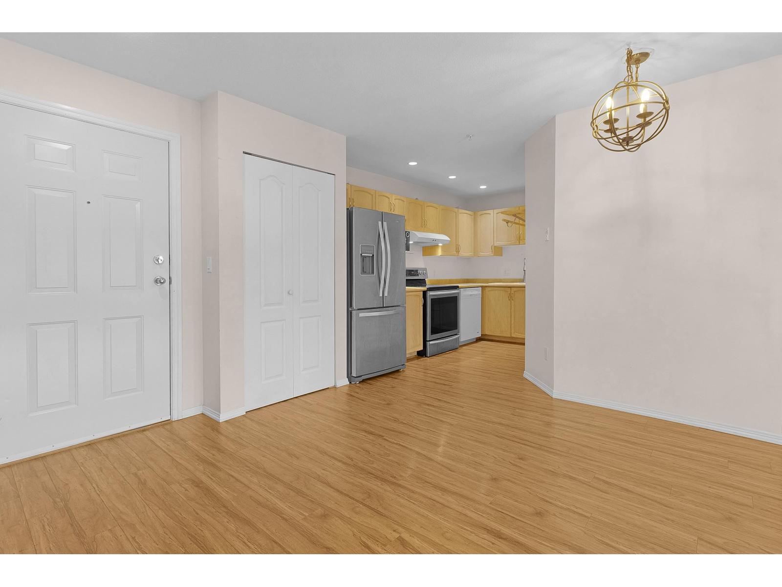 2960 Trethewey #406 Property Photo 14