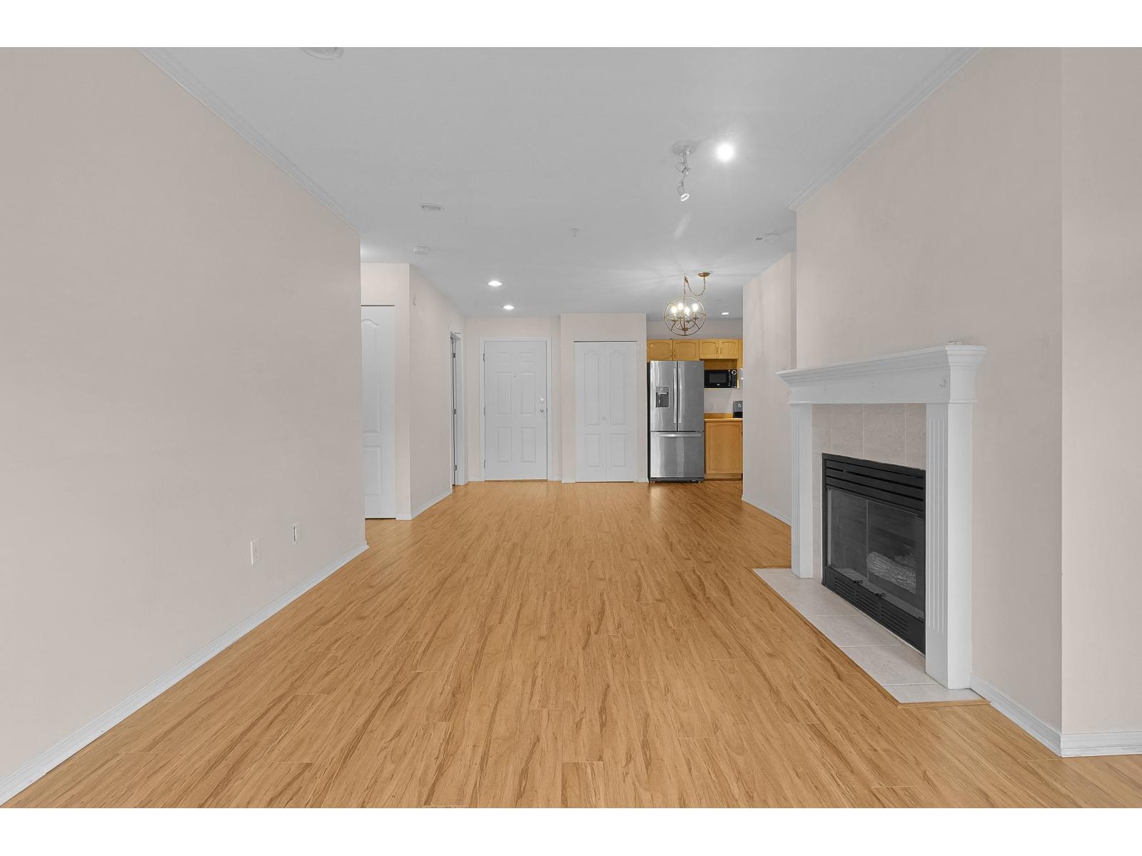 2960 Trethewey #406 Property Photo 15