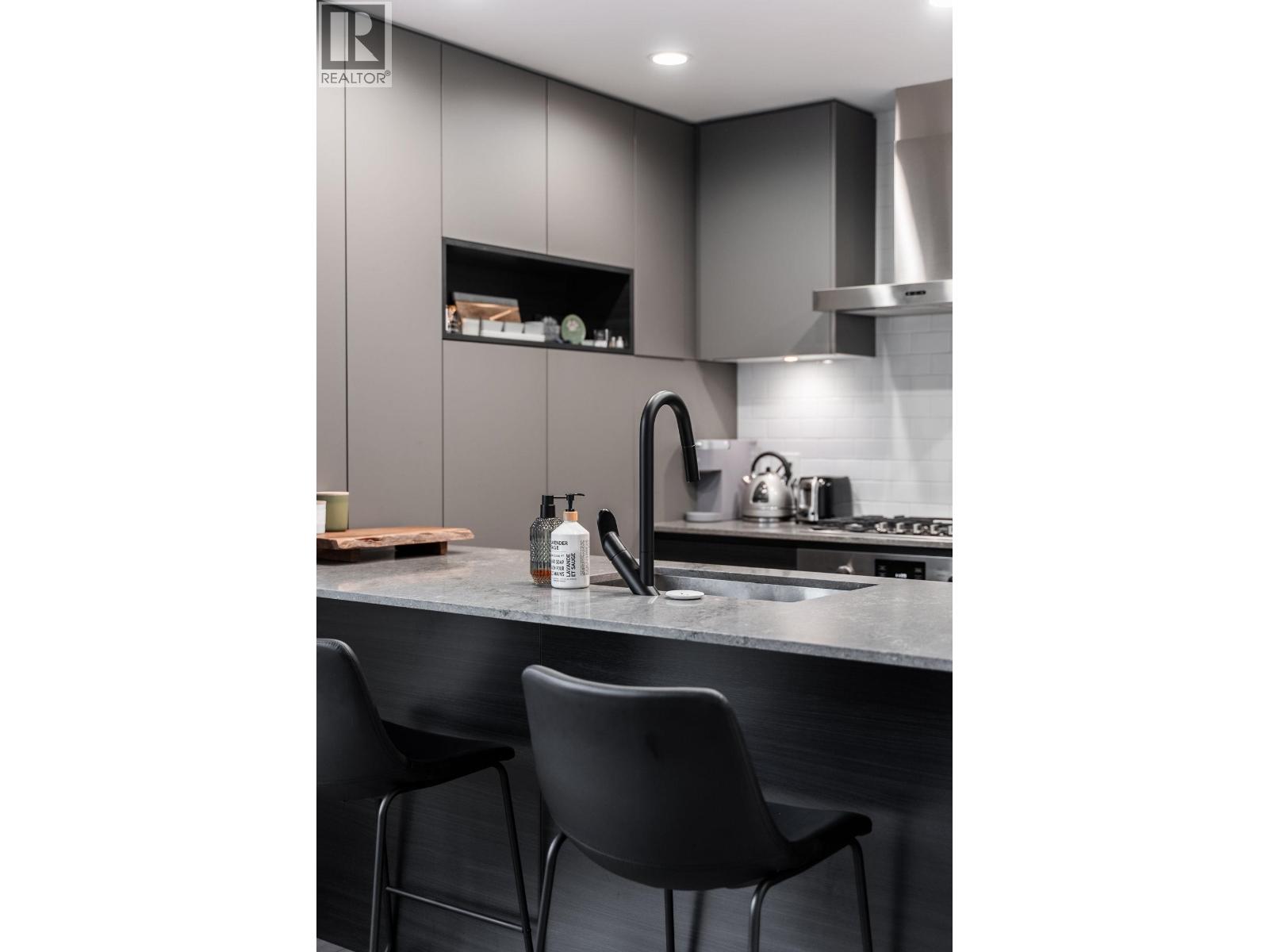 55 Klahanie Drive #205 Property Photo 5