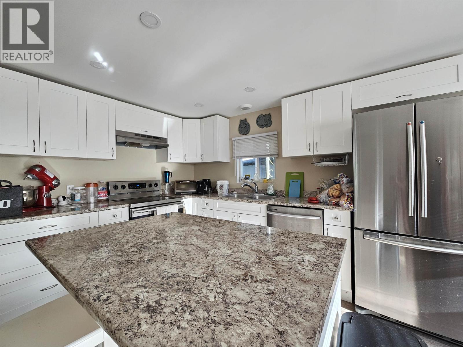 21091 Lougheed Highway #3 Property Photo 7