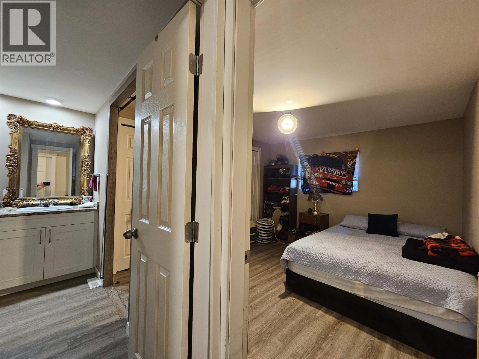 21091 Lougheed Highway #3 Property Photo 15