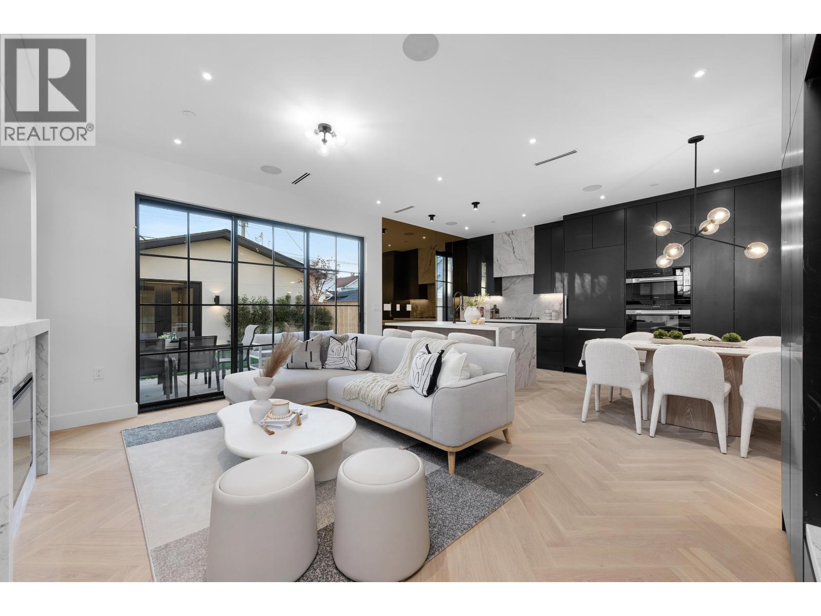 240 East 37th Avenue #2 Property Photo 1