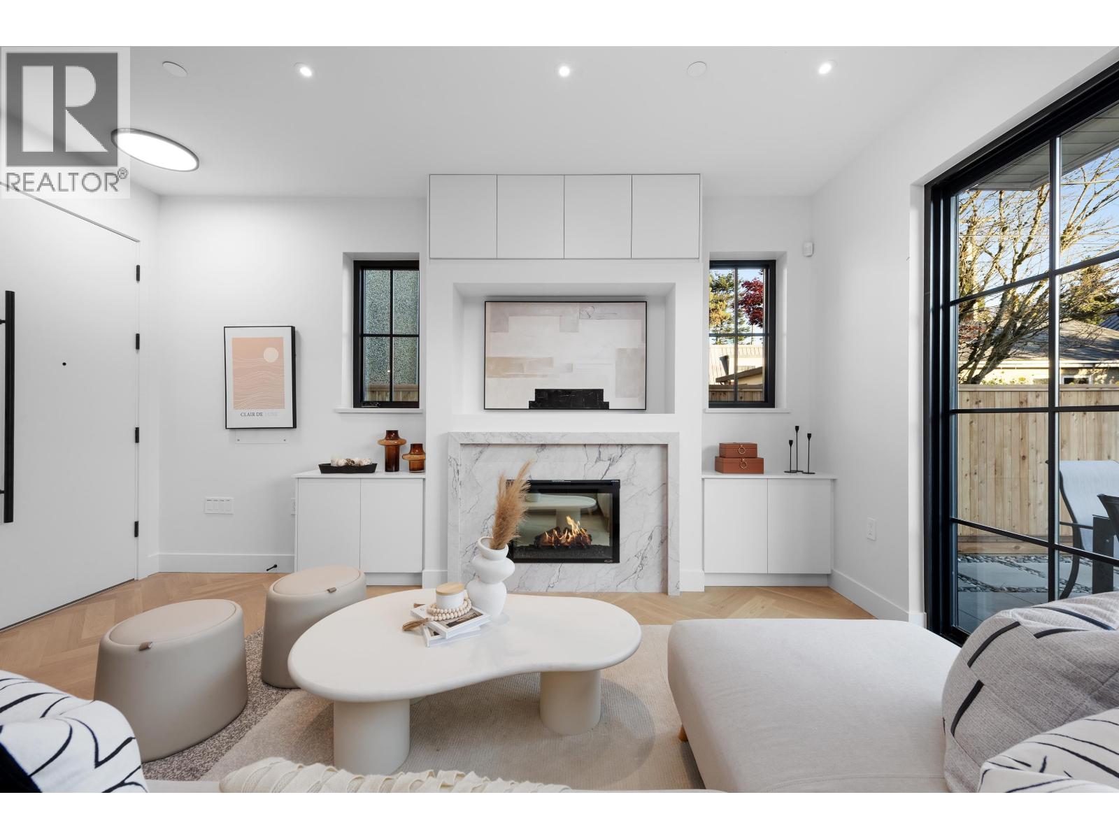 240 East 37th Avenue #2 Property Photo 5