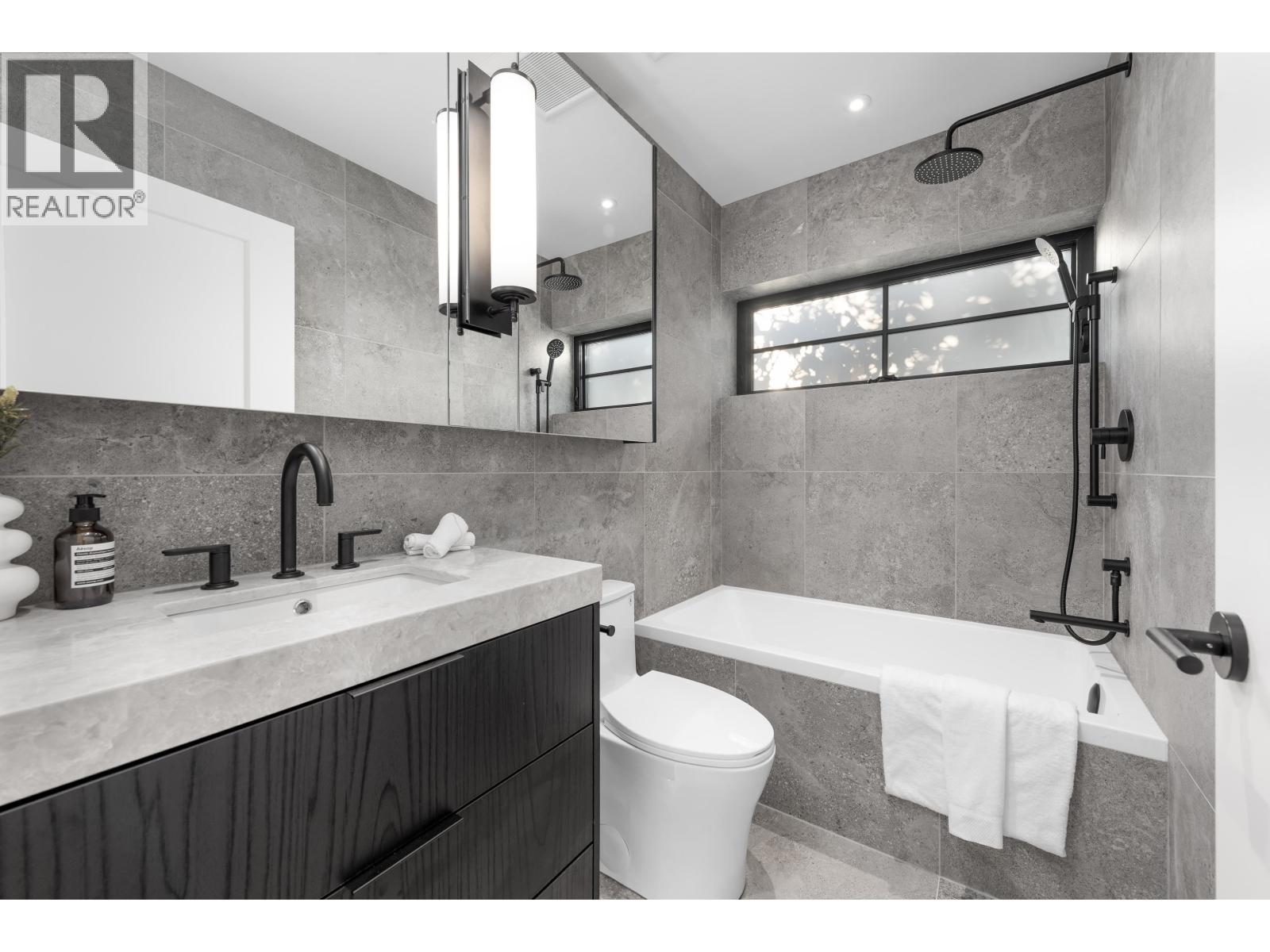 240 East 37th Avenue #2 Property Photo 19