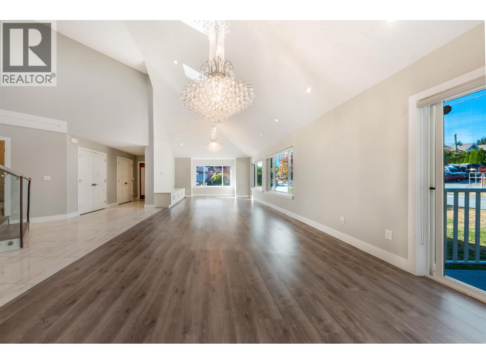 559 Bosworth Street Property Photo 10