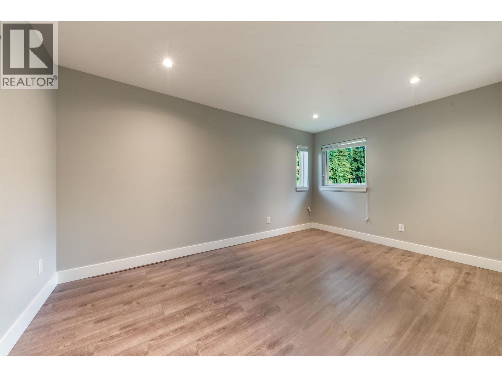 559 Bosworth Street Property Photo 18