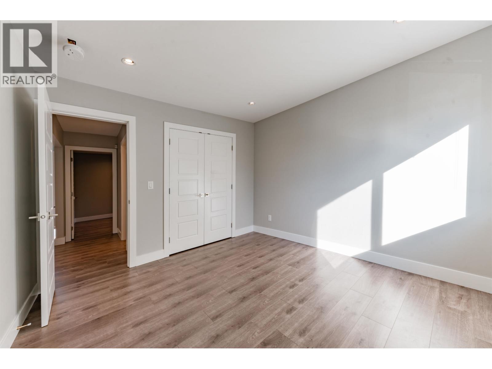 559 Bosworth Street Property Photo 22