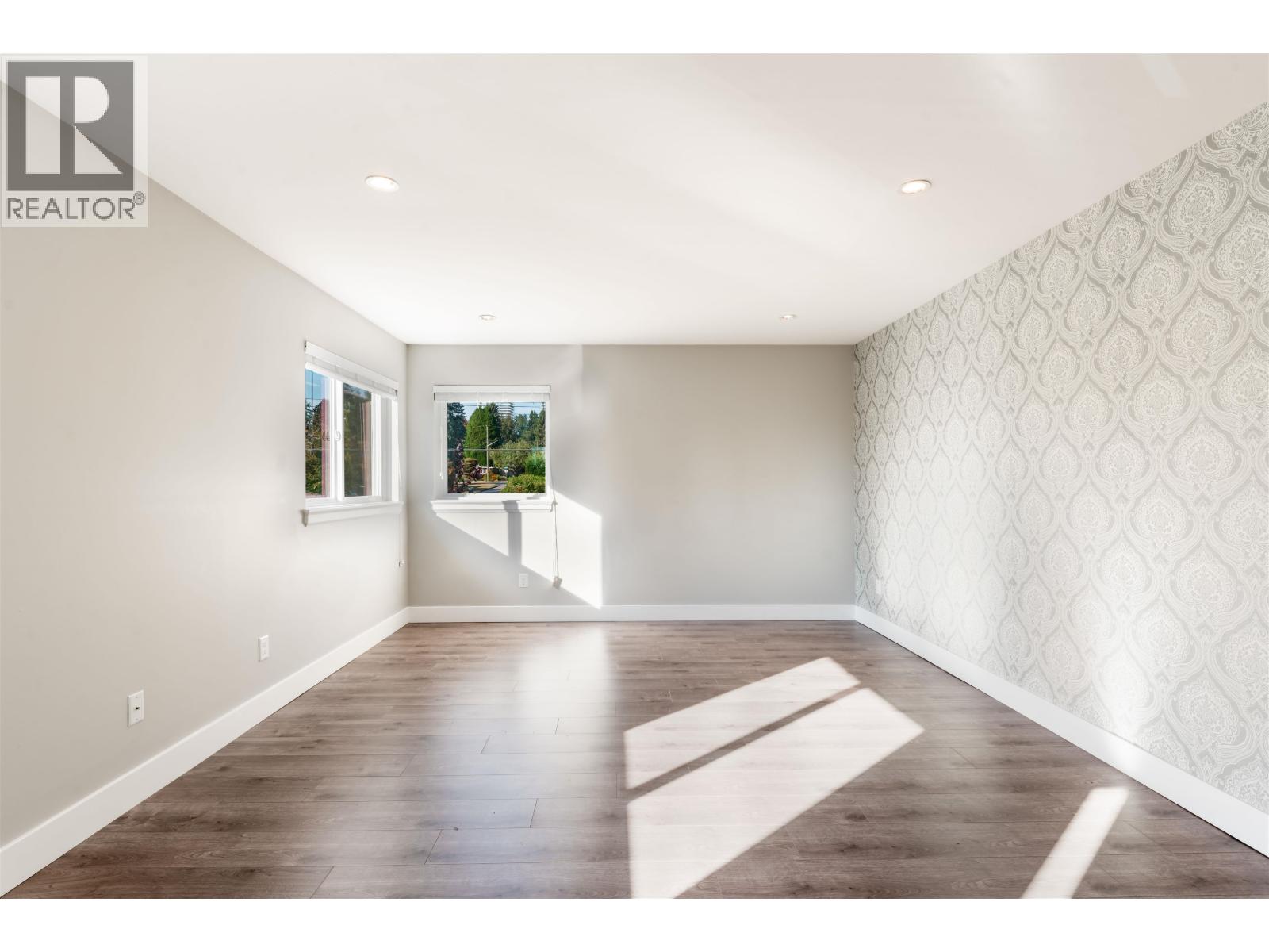 559 Bosworth Street Property Photo 28