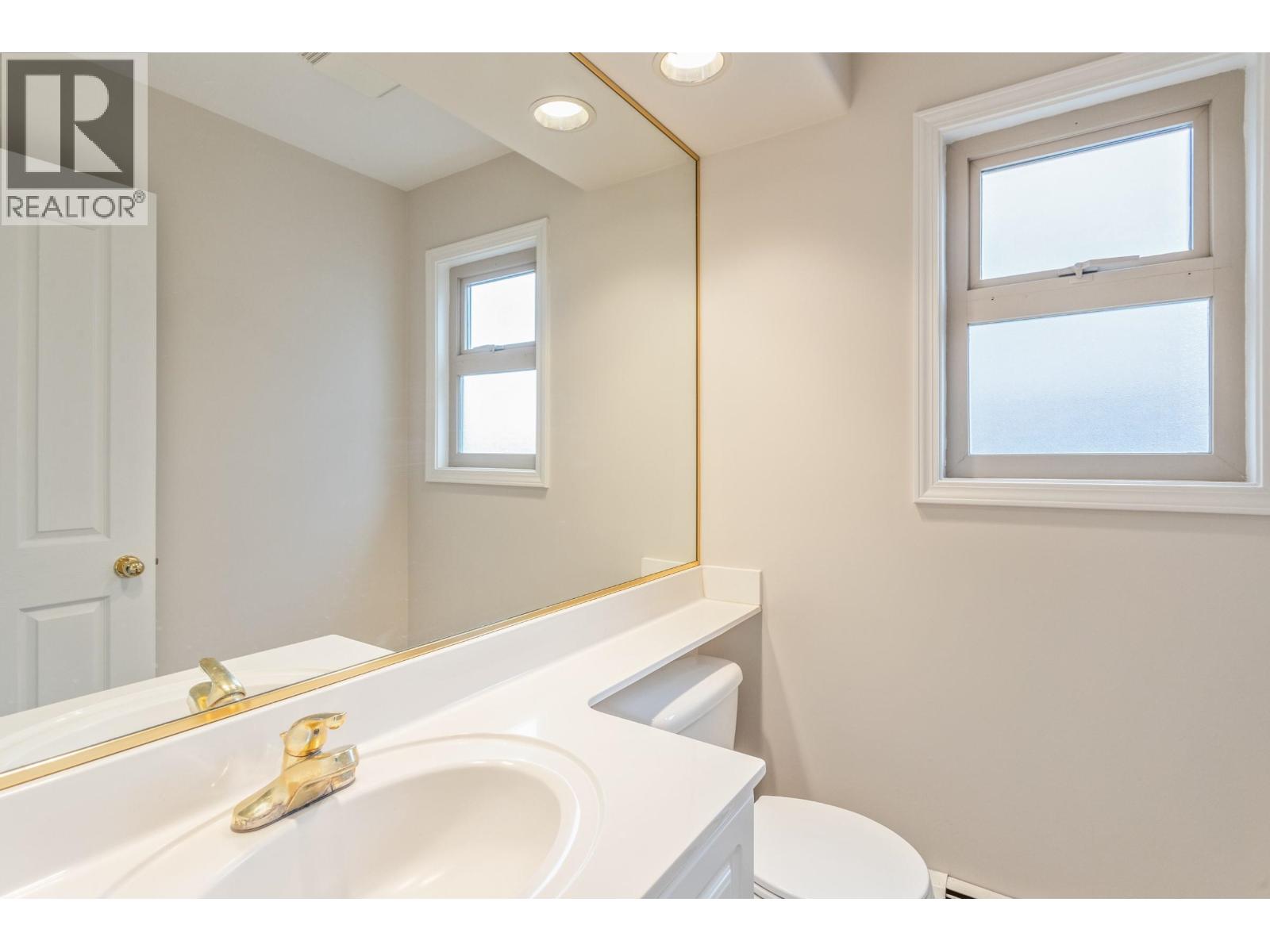 8322 Shaughnessy Street Property Photo 7