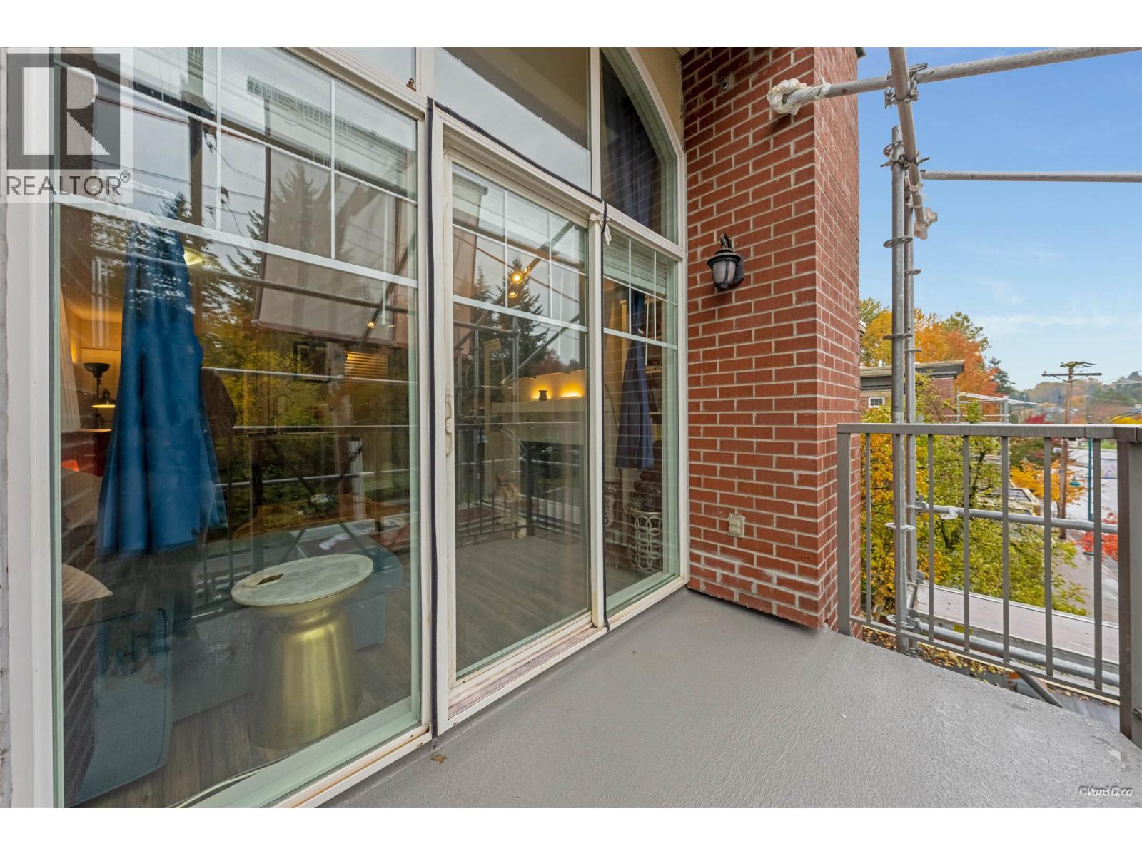 3250 St Johns Street #403 Property Photo 4