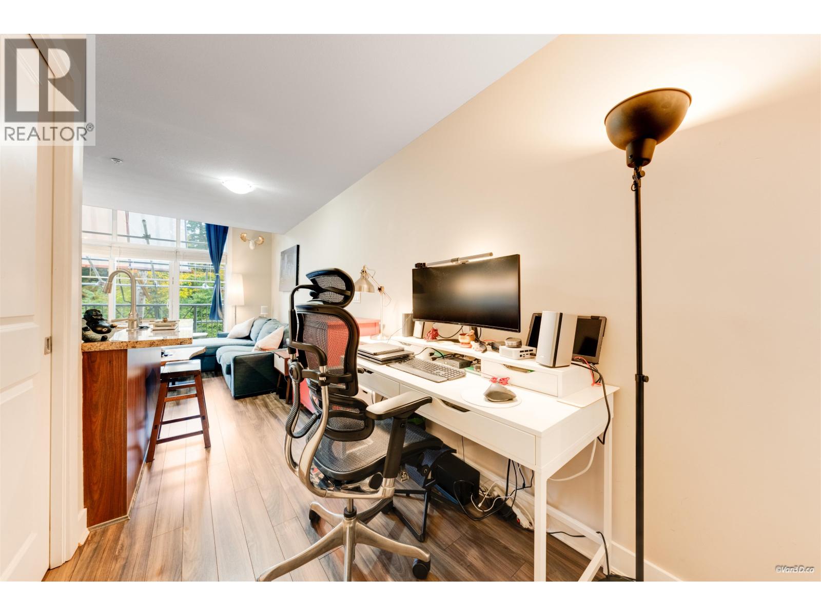 3250 St Johns Street #403 Property Photo 8