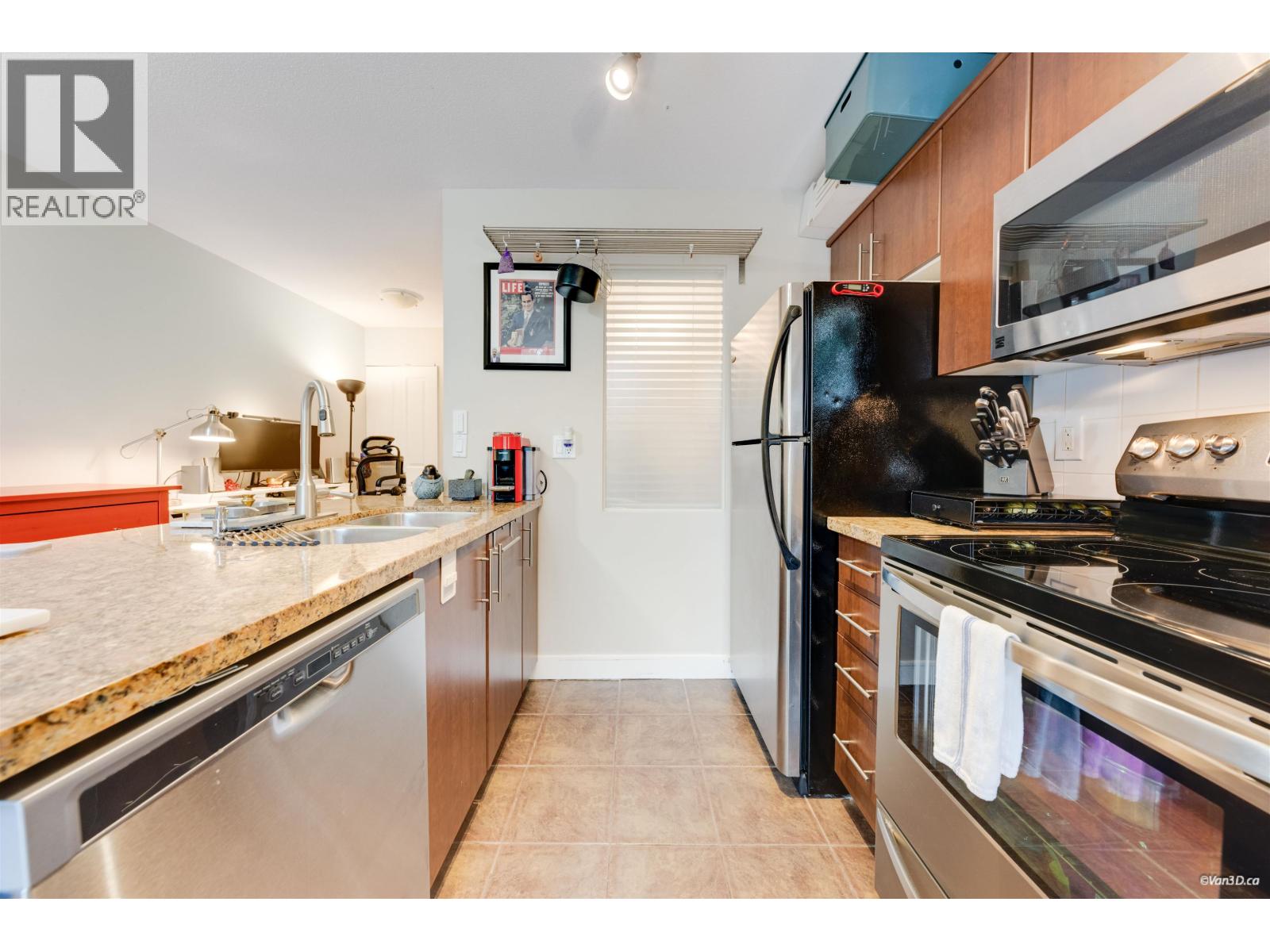 3250 St Johns Street #403 Property Photo 10